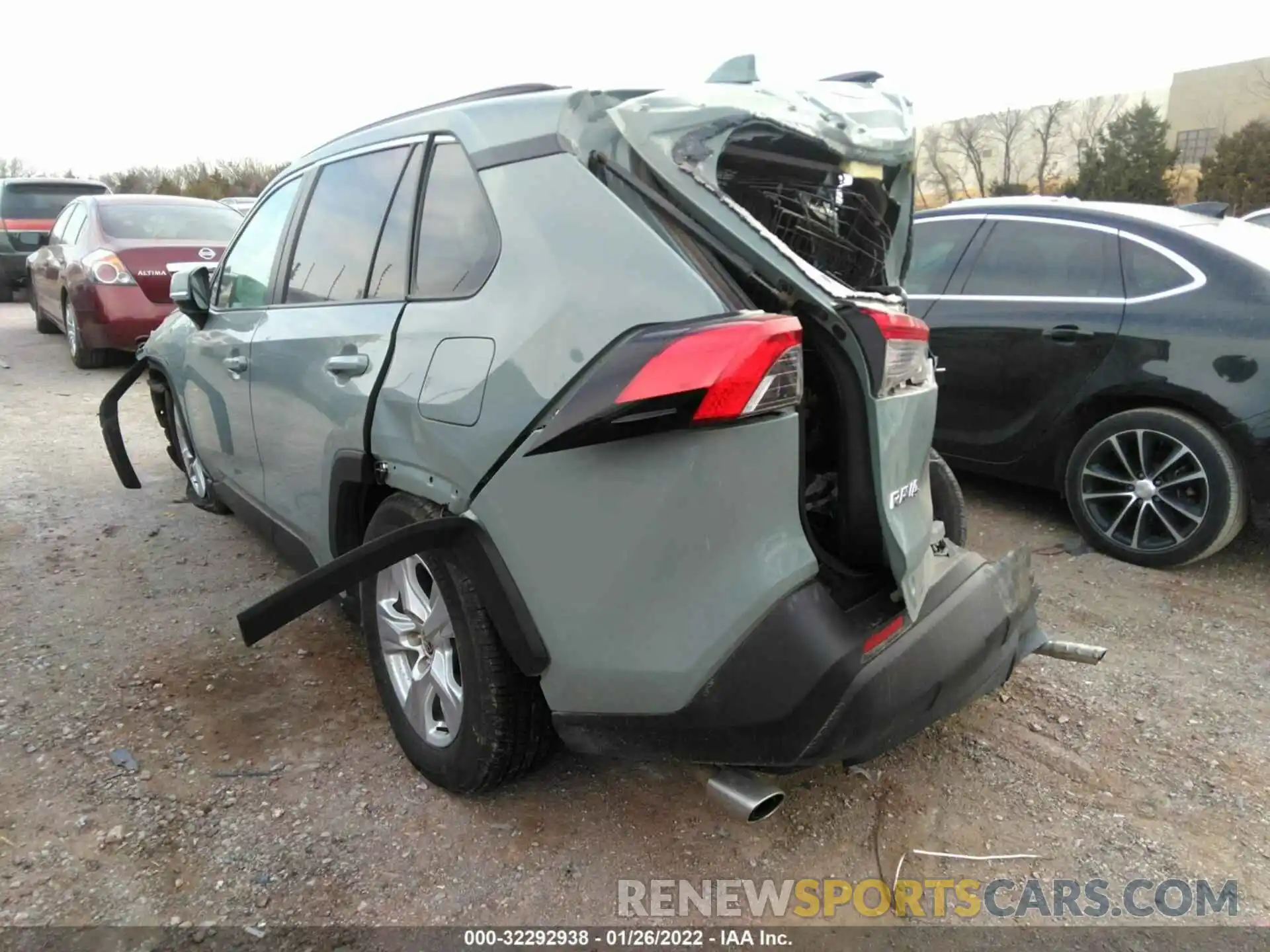 3 Photograph of a damaged car 2T3P1RFV3MW201430 TOYOTA RAV4 2021