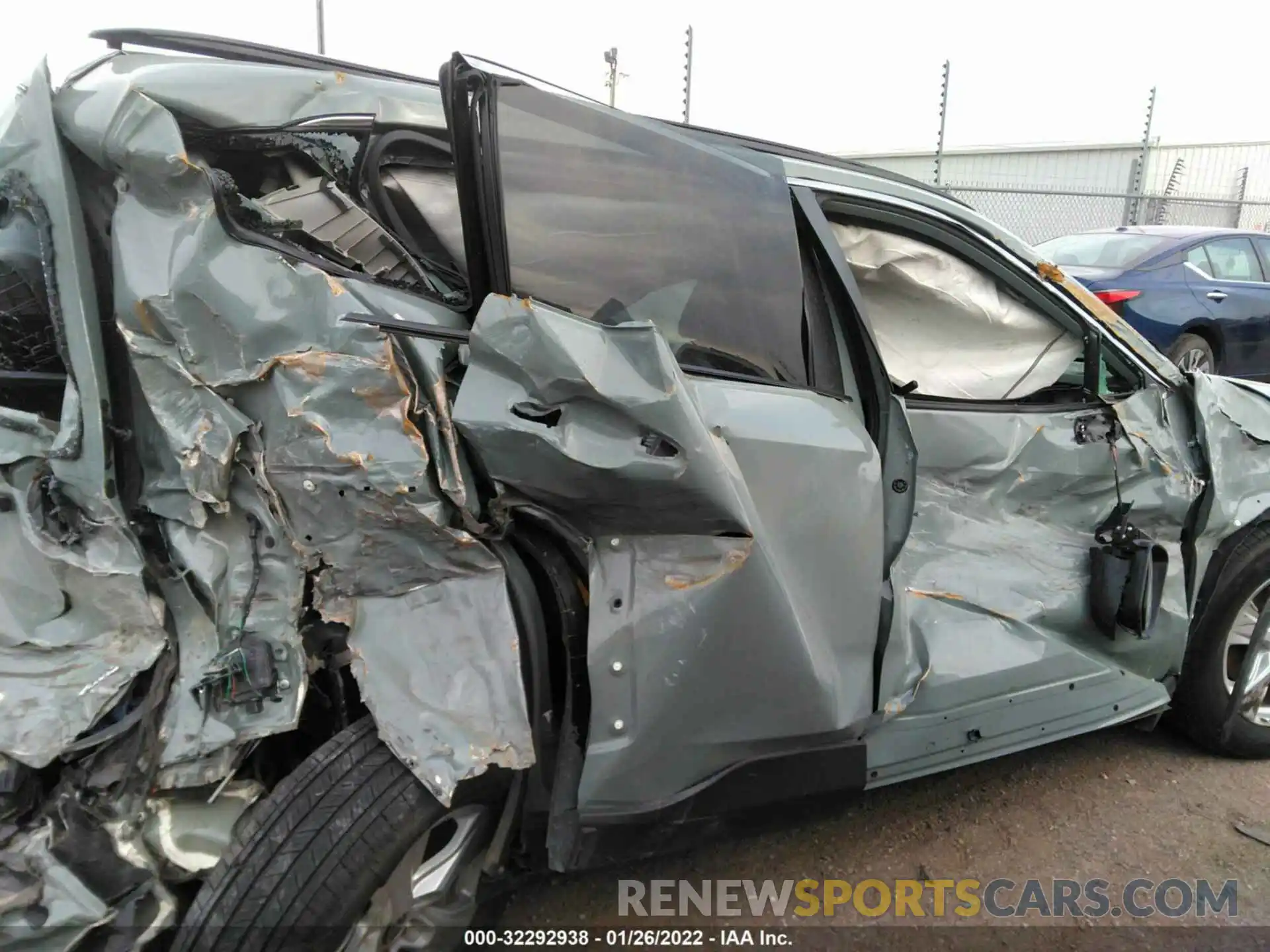 6 Photograph of a damaged car 2T3P1RFV3MW201430 TOYOTA RAV4 2021