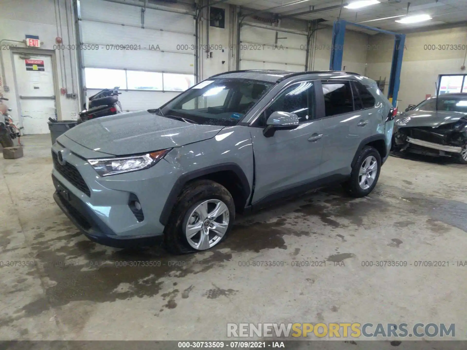 2 Фотография поврежденного автомобиля 2T3P1RFV3MW203548 TOYOTA RAV4 2021