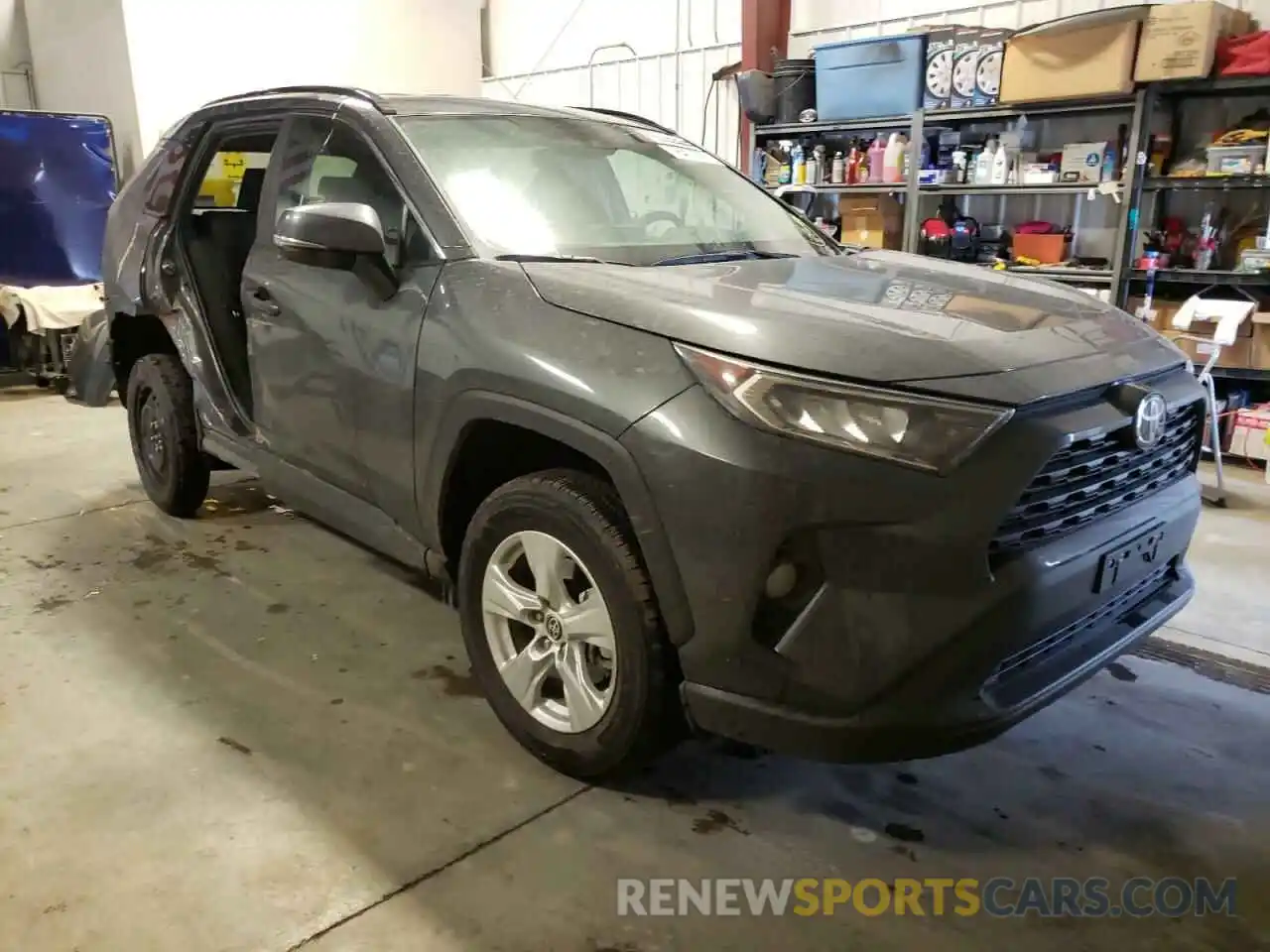 1 Photograph of a damaged car 2T3P1RFV3MW208409 TOYOTA RAV4 2021