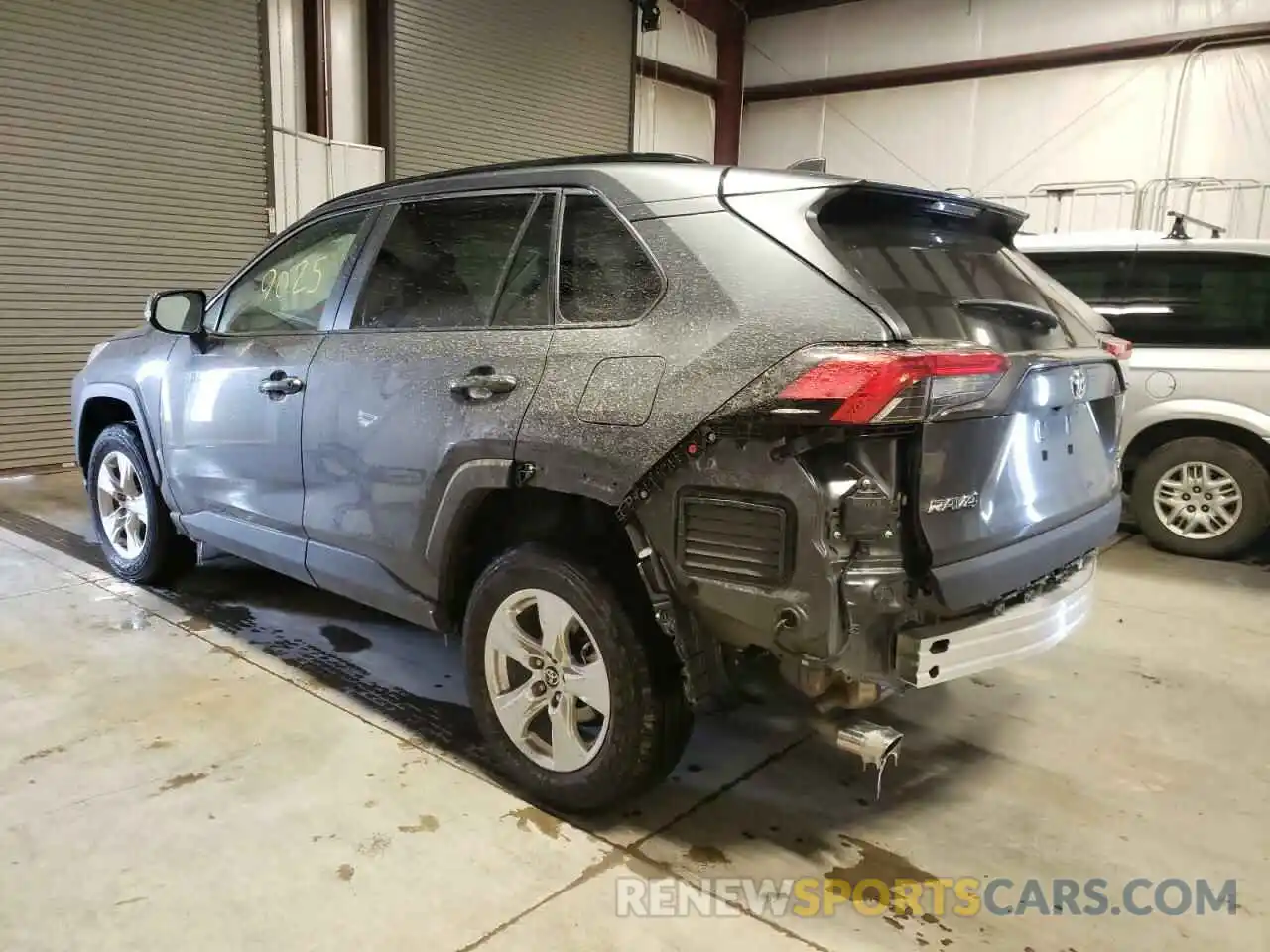 3 Photograph of a damaged car 2T3P1RFV3MW208409 TOYOTA RAV4 2021