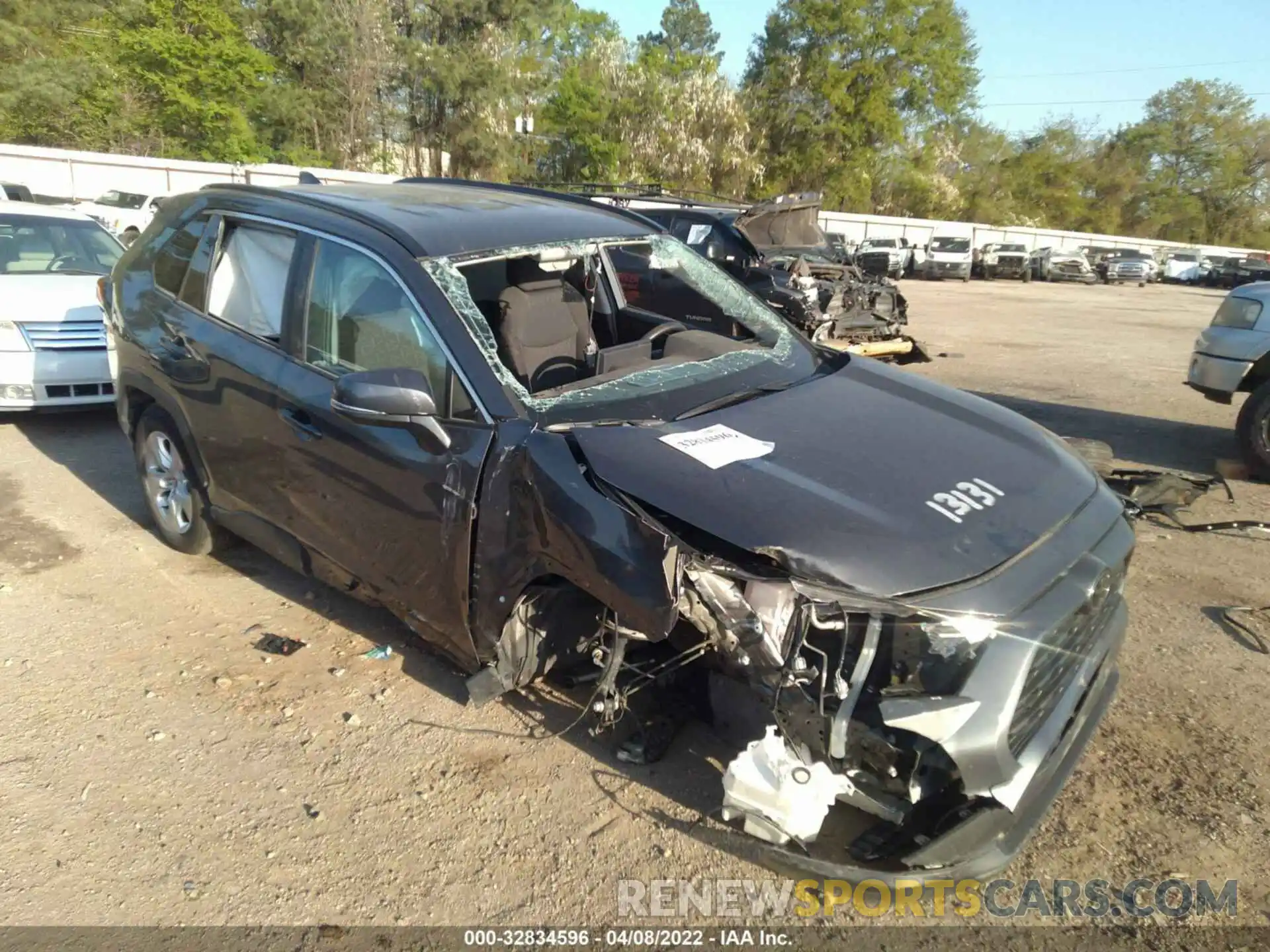 1 Photograph of a damaged car 2T3P1RFV3MW213027 TOYOTA RAV4 2021