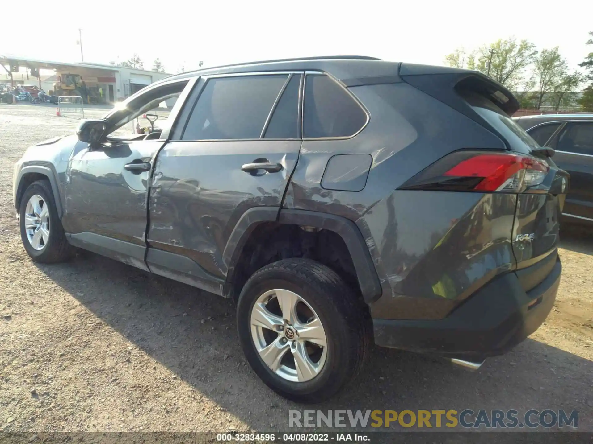 3 Photograph of a damaged car 2T3P1RFV3MW213027 TOYOTA RAV4 2021