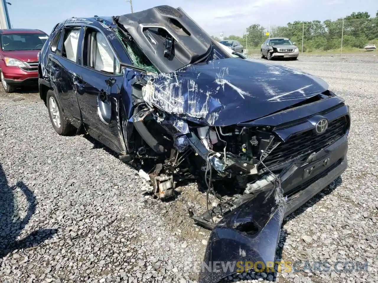 1 Photograph of a damaged car 2T3P1RFV3MW213707 TOYOTA RAV4 2021