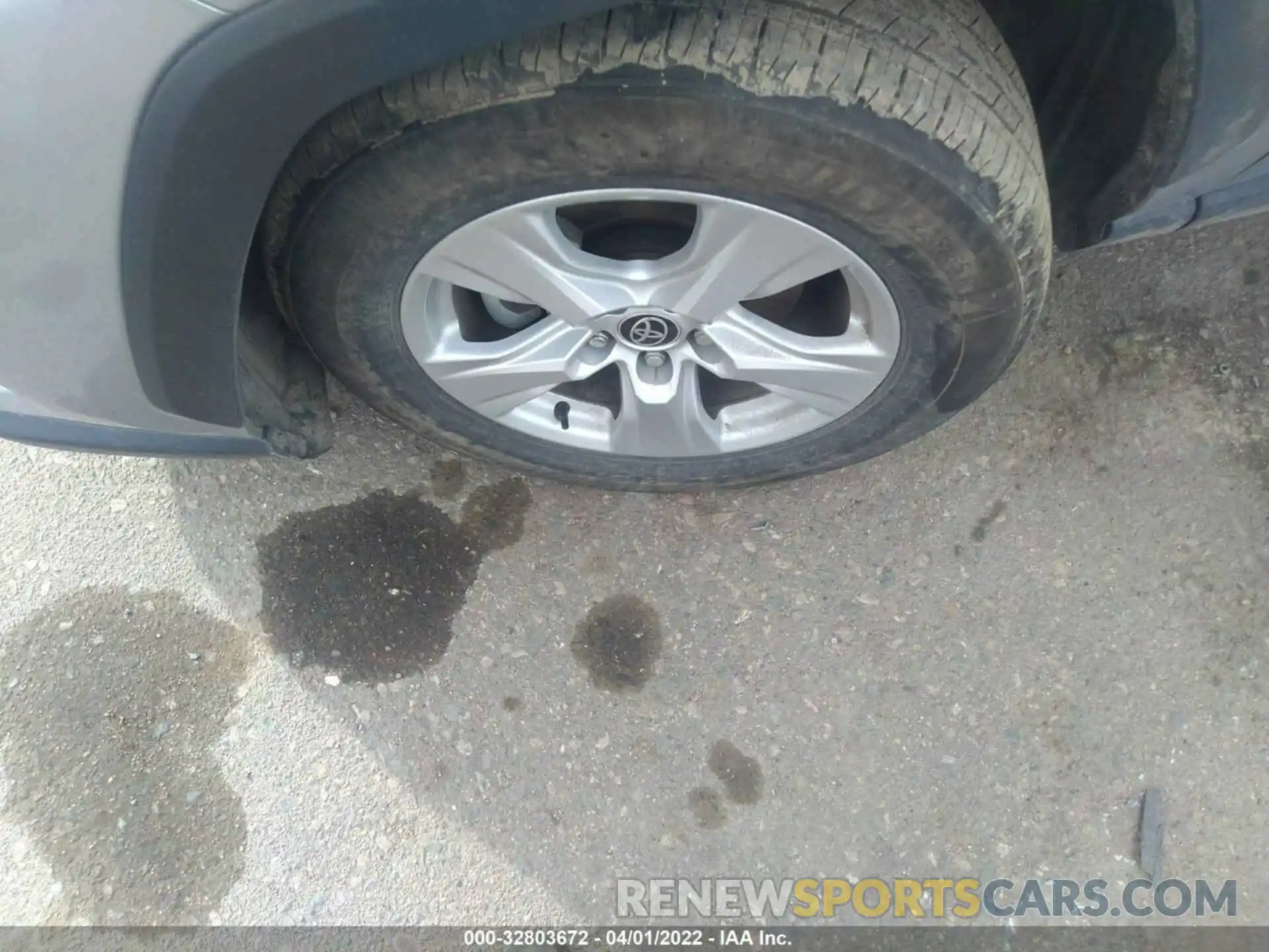 12 Photograph of a damaged car 2T3P1RFV3MW224044 TOYOTA RAV4 2021