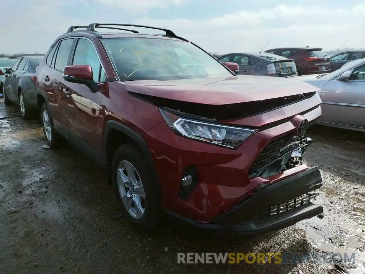 1 Photograph of a damaged car 2T3P1RFV3MW226702 TOYOTA RAV4 2021