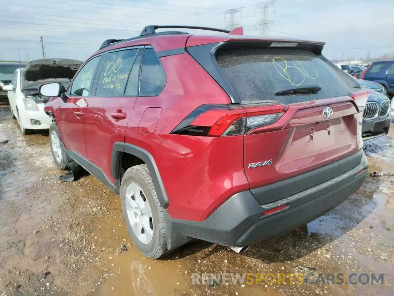 3 Фотография поврежденного автомобиля 2T3P1RFV3MW226702 TOYOTA RAV4 2021