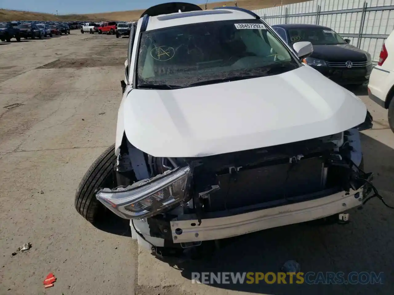 9 Photograph of a damaged car 2T3P1RFV4MC147914 TOYOTA RAV4 2021