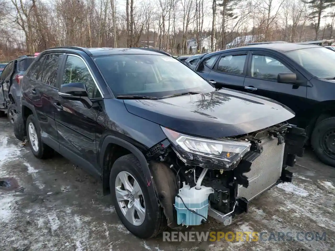 1 Photograph of a damaged car 2T3P1RFV4MC148674 TOYOTA RAV4 2021