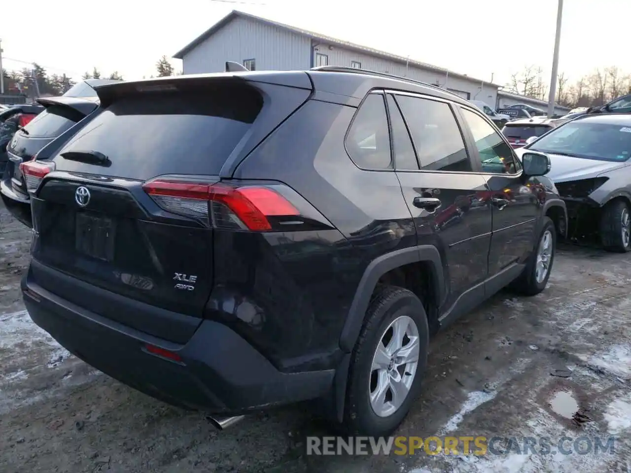 4 Photograph of a damaged car 2T3P1RFV4MC148674 TOYOTA RAV4 2021