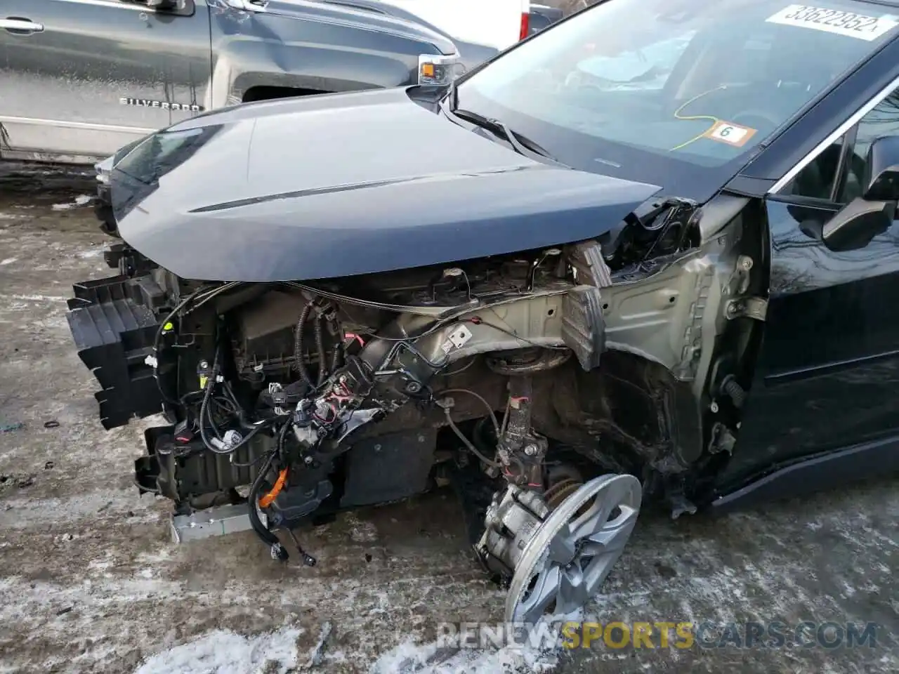 9 Photograph of a damaged car 2T3P1RFV4MC148674 TOYOTA RAV4 2021