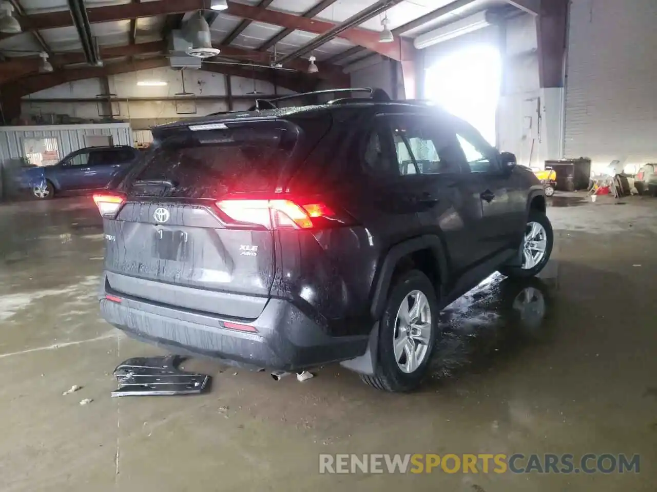 4 Photograph of a damaged car 2T3P1RFV4MC149243 TOYOTA RAV4 2021