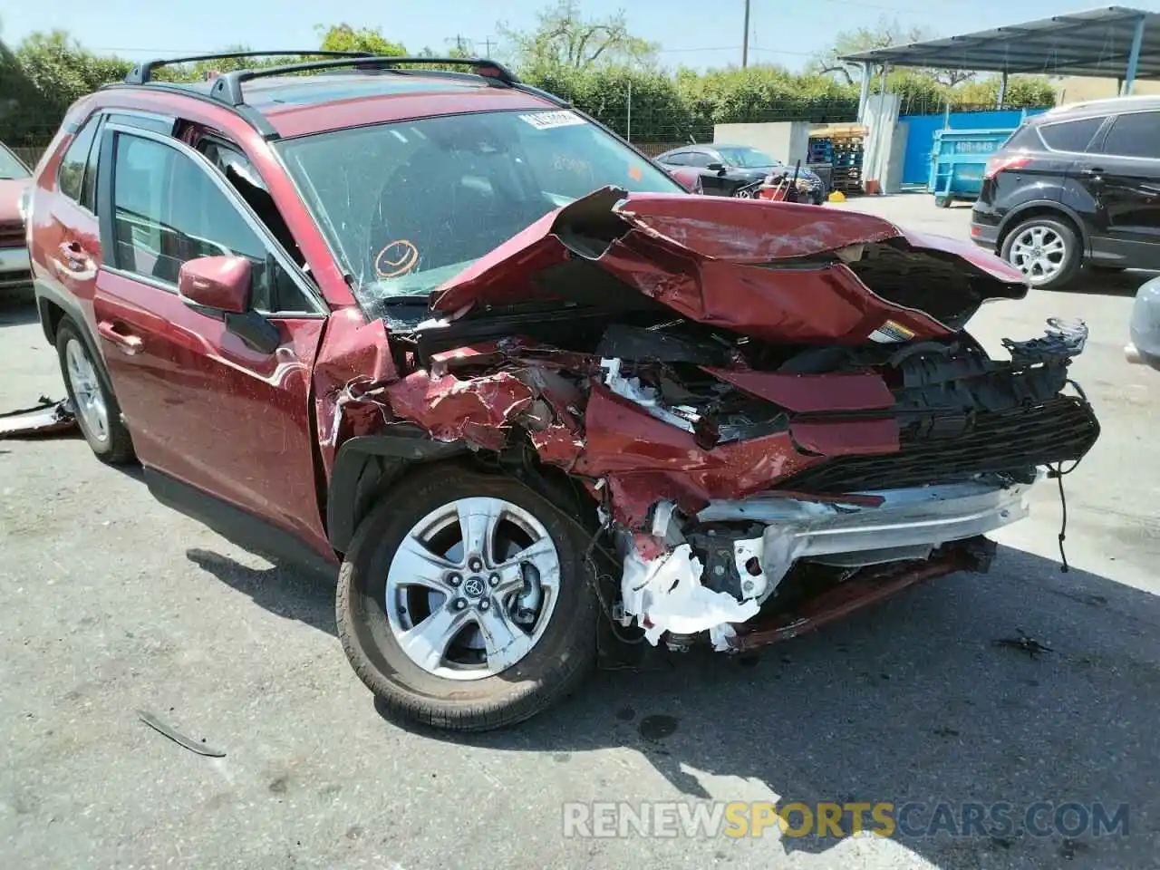 1 Photograph of a damaged car 2T3P1RFV4MC149775 TOYOTA RAV4 2021