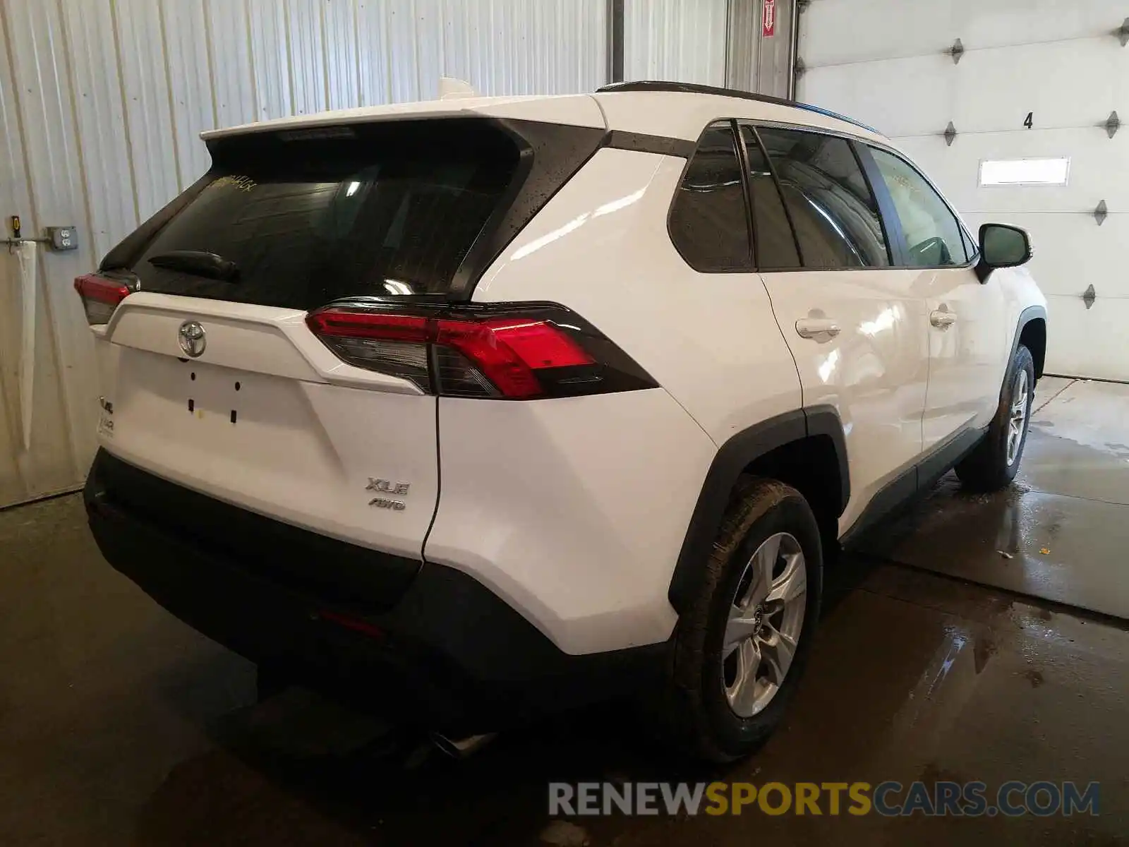 4 Photograph of a damaged car 2T3P1RFV4MC151316 TOYOTA RAV4 2021