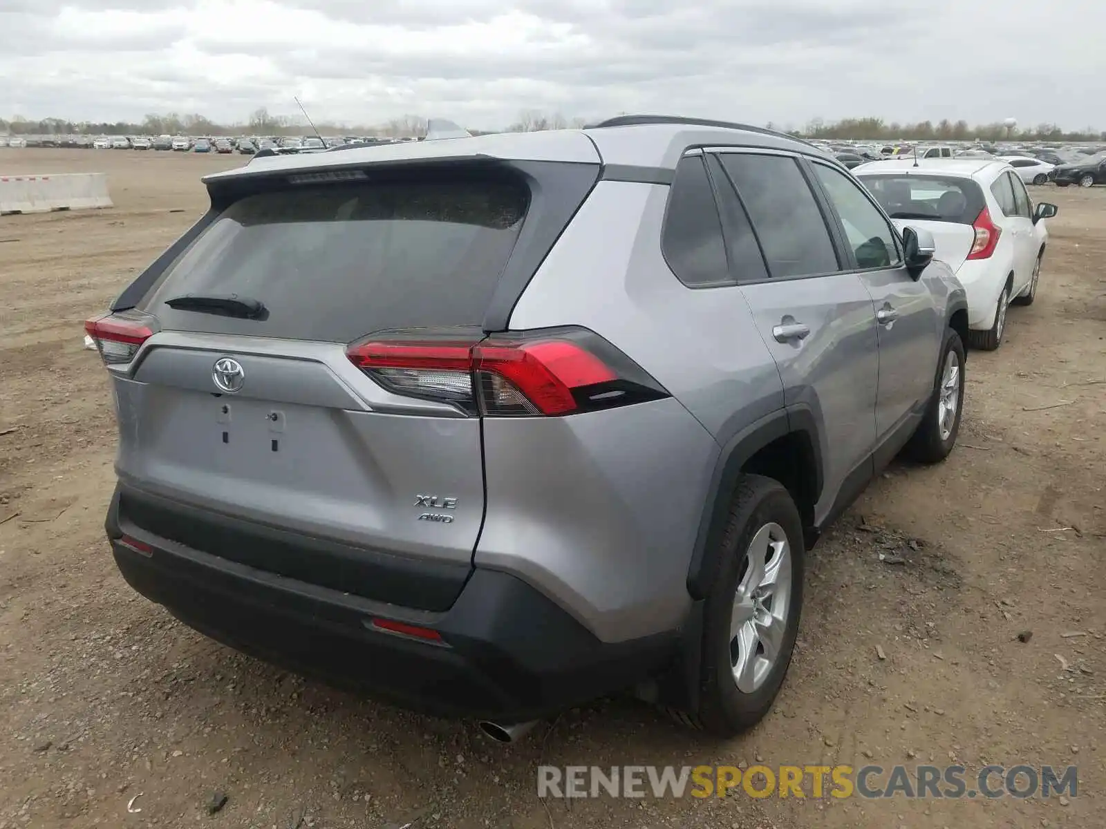 4 Photograph of a damaged car 2T3P1RFV4MC154071 TOYOTA RAV4 2021