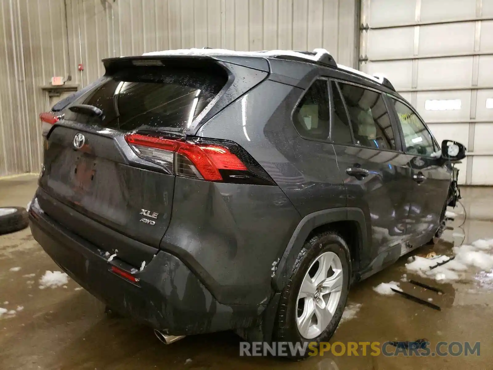 4 Photograph of a damaged car 2T3P1RFV4MC156533 TOYOTA RAV4 2021