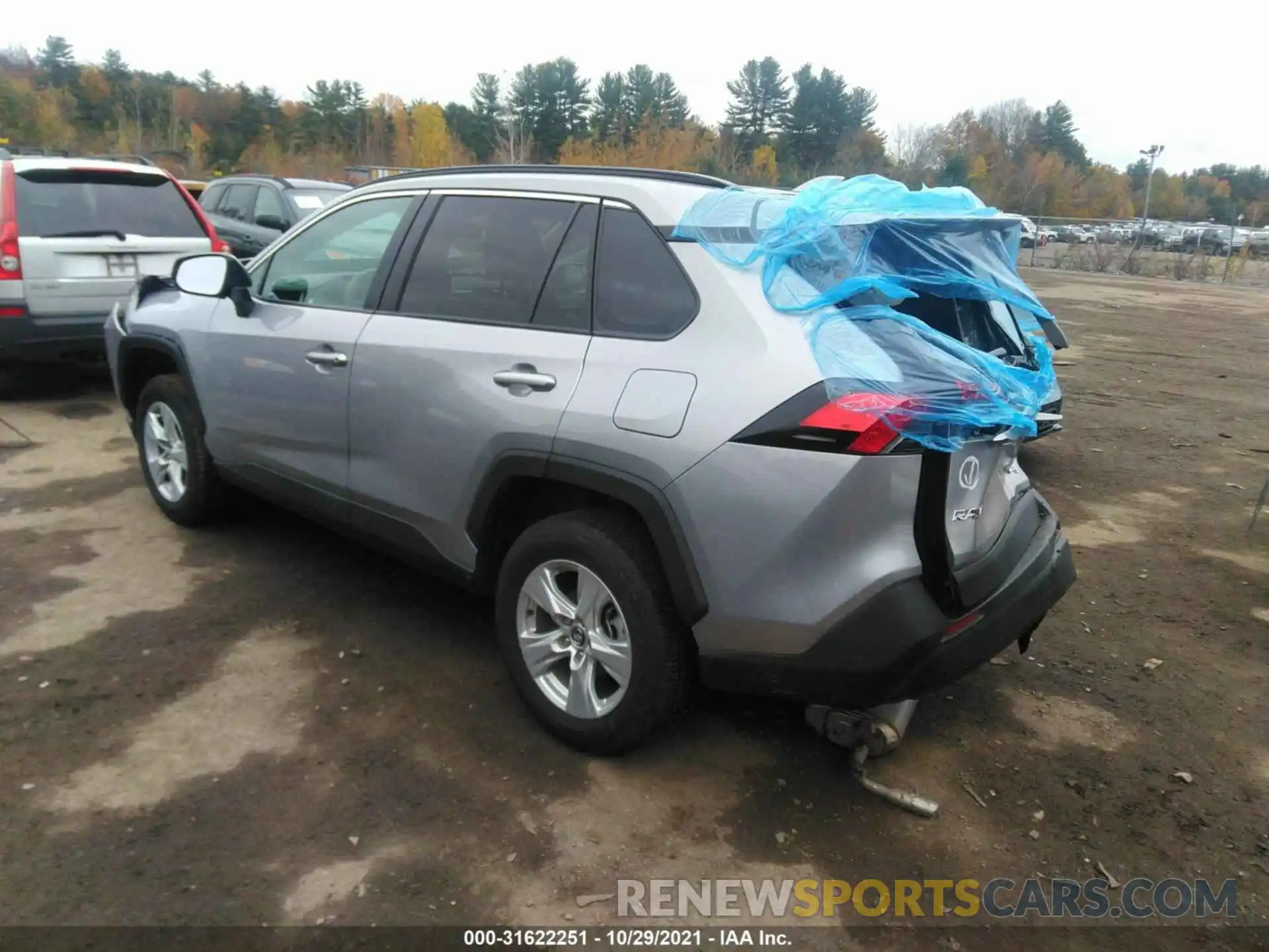 3 Фотография поврежденного автомобиля 2T3P1RFV4MC167791 TOYOTA RAV4 2021