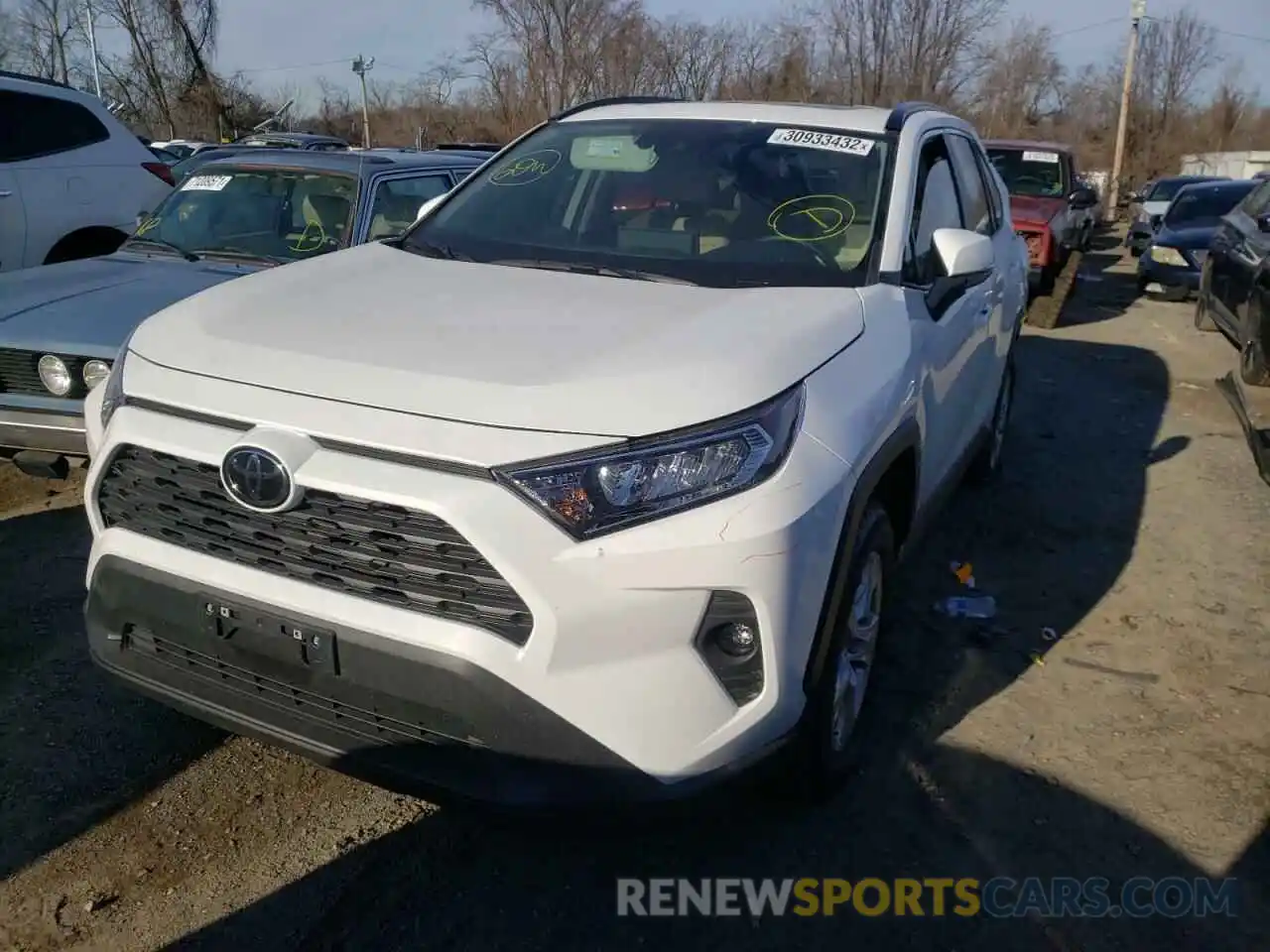 2 Photograph of a damaged car 2T3P1RFV4MC173347 TOYOTA RAV4 2021