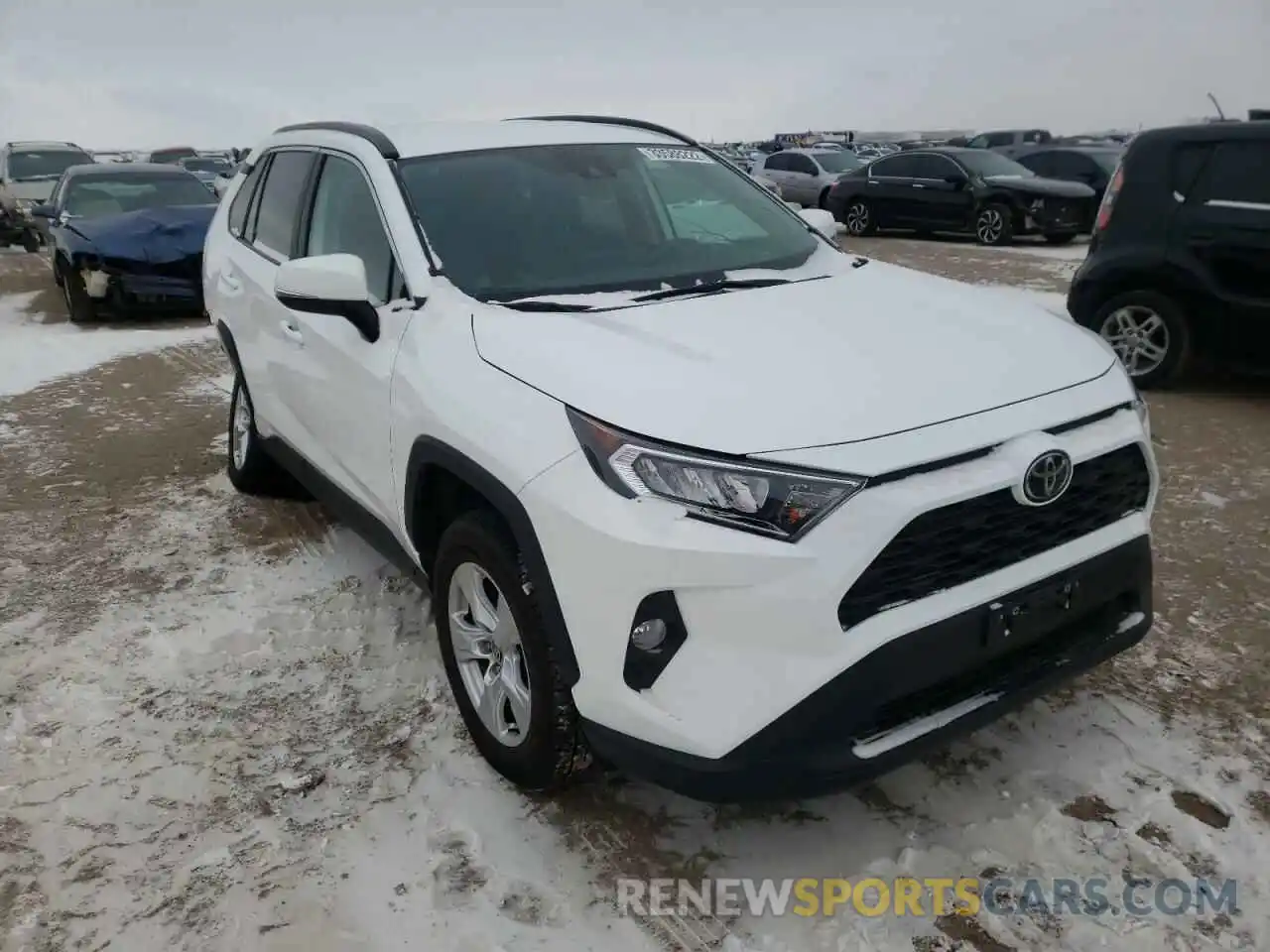 1 Photograph of a damaged car 2T3P1RFV4MC180525 TOYOTA RAV4 2021