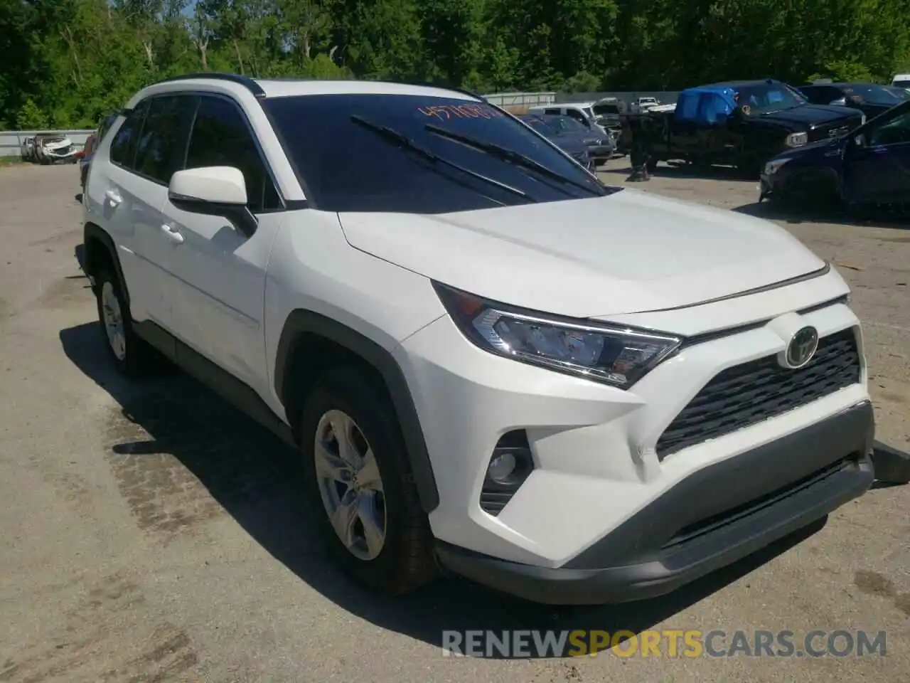 1 Photograph of a damaged car 2T3P1RFV4MC190455 TOYOTA RAV4 2021