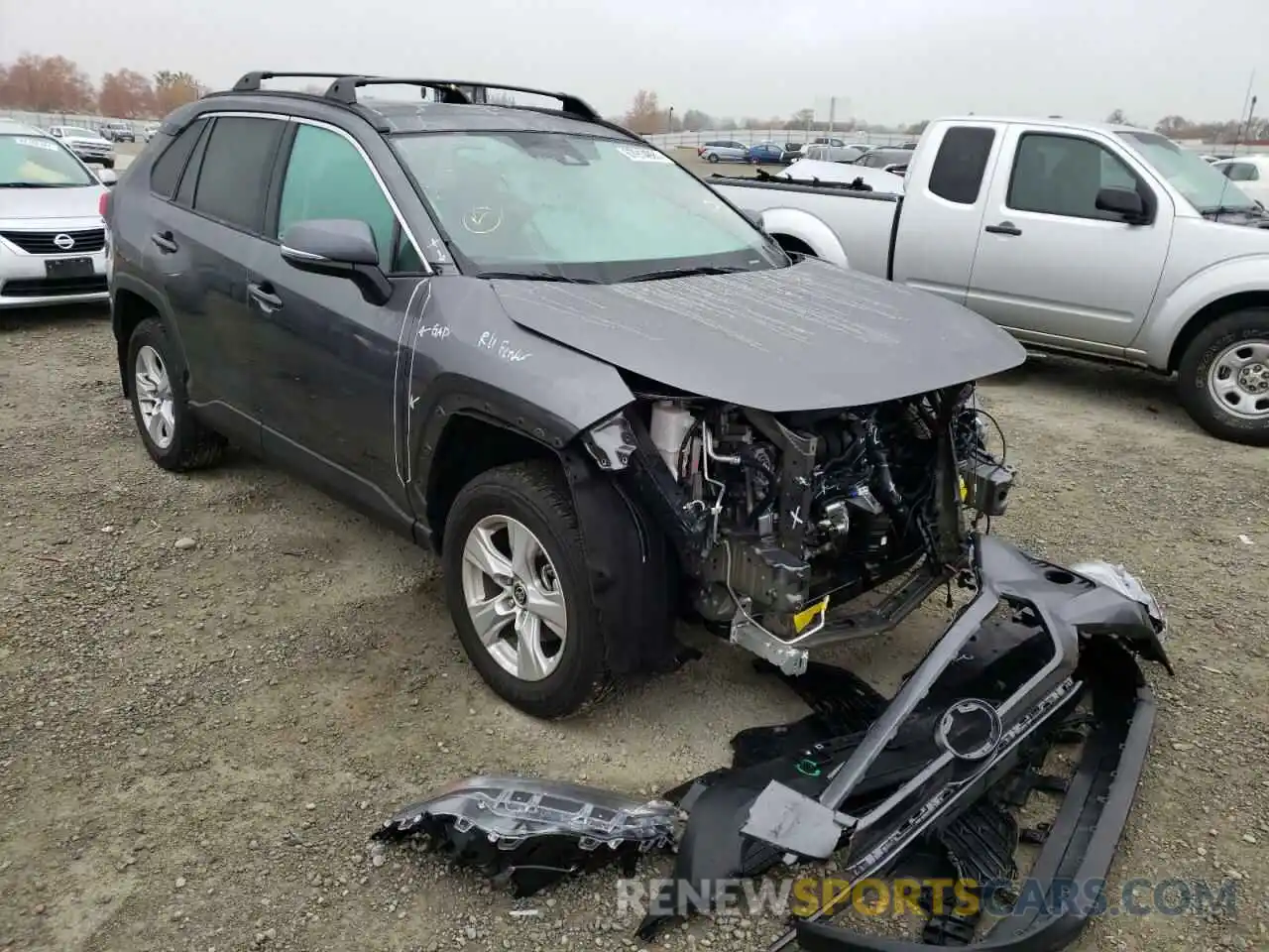 1 Photograph of a damaged car 2T3P1RFV4MC200286 TOYOTA RAV4 2021