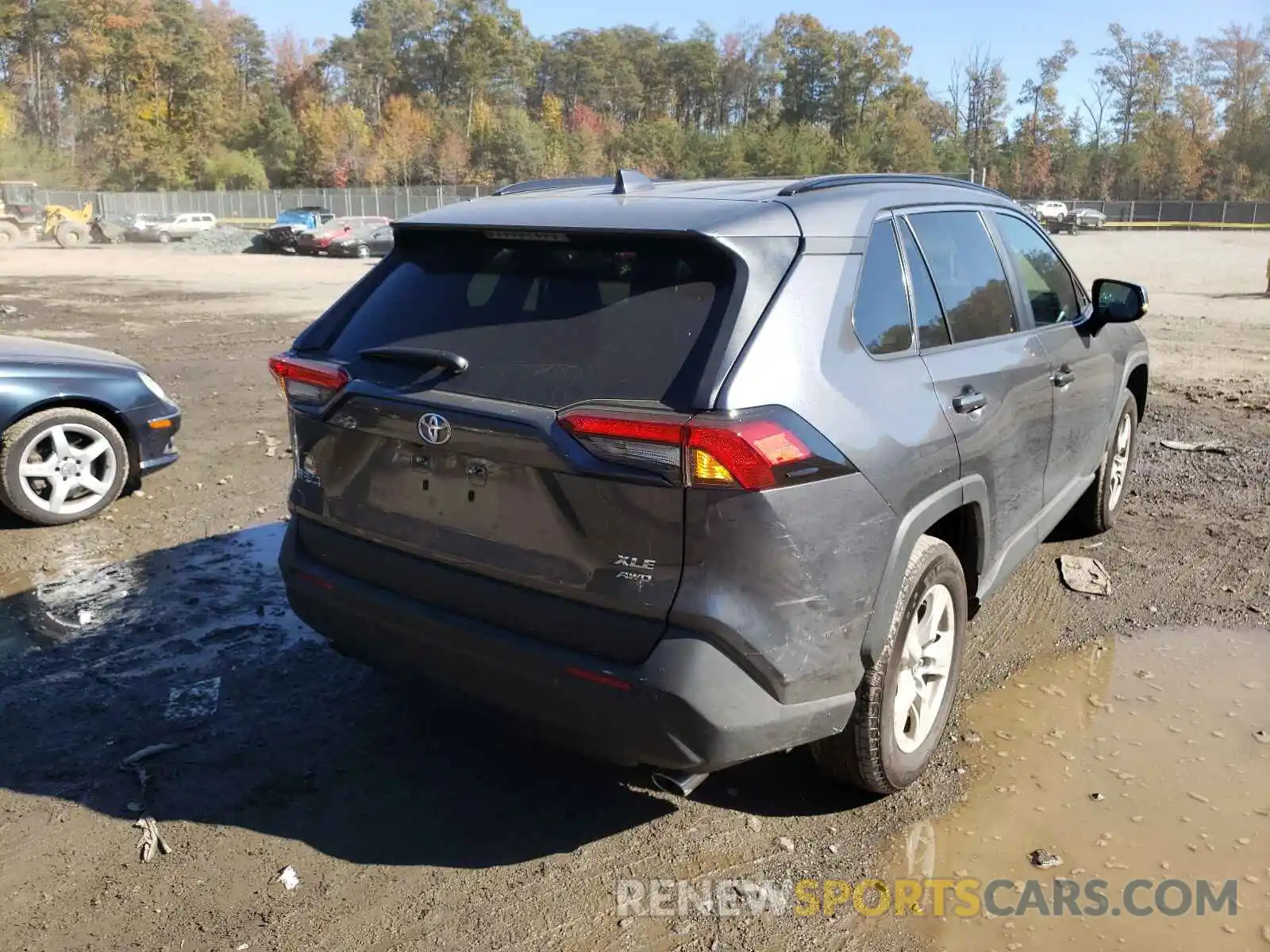 4 Photograph of a damaged car 2T3P1RFV4MC203964 TOYOTA RAV4 2021