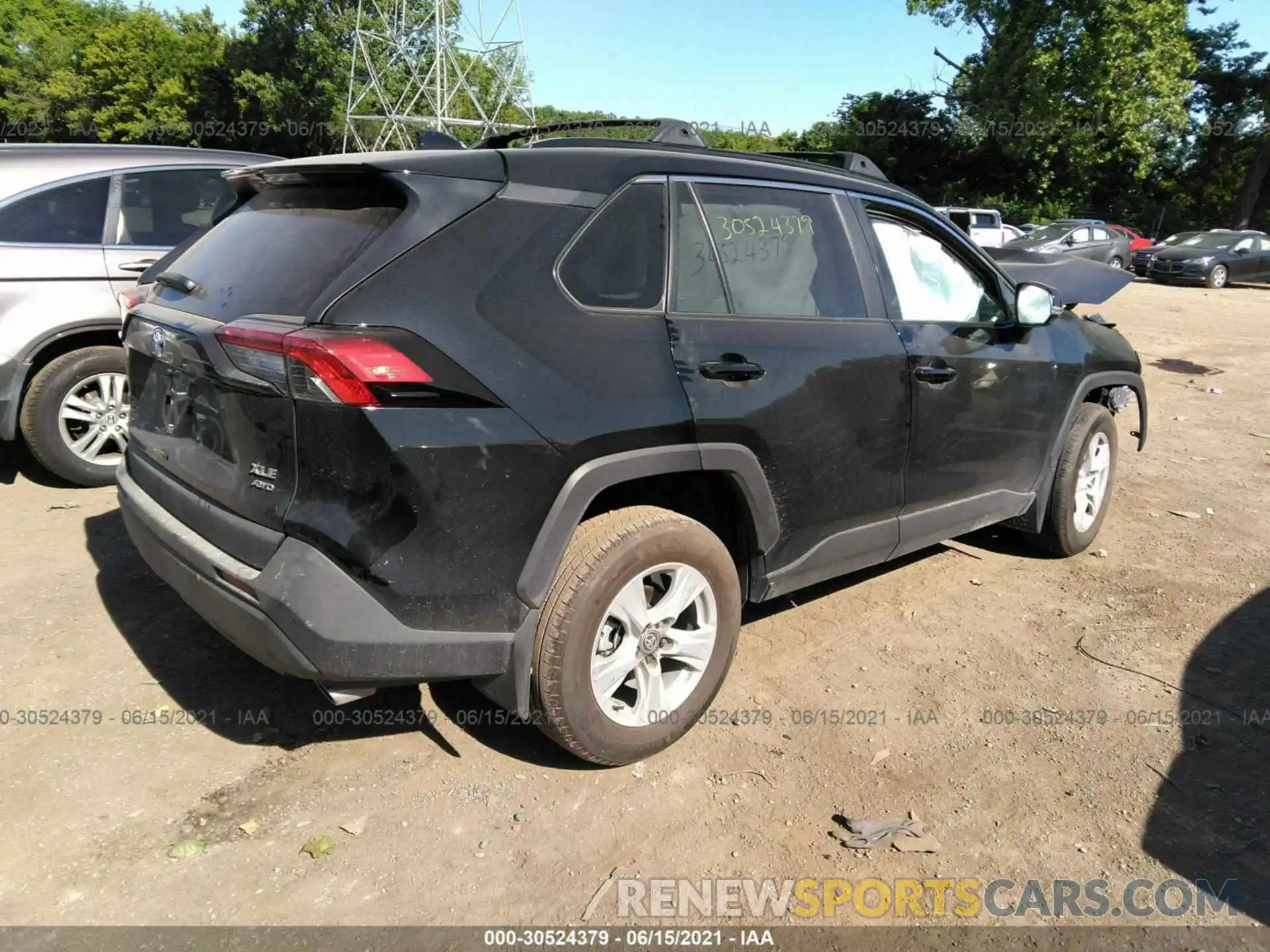 4 Photograph of a damaged car 2T3P1RFV4MC205004 TOYOTA RAV4 2021