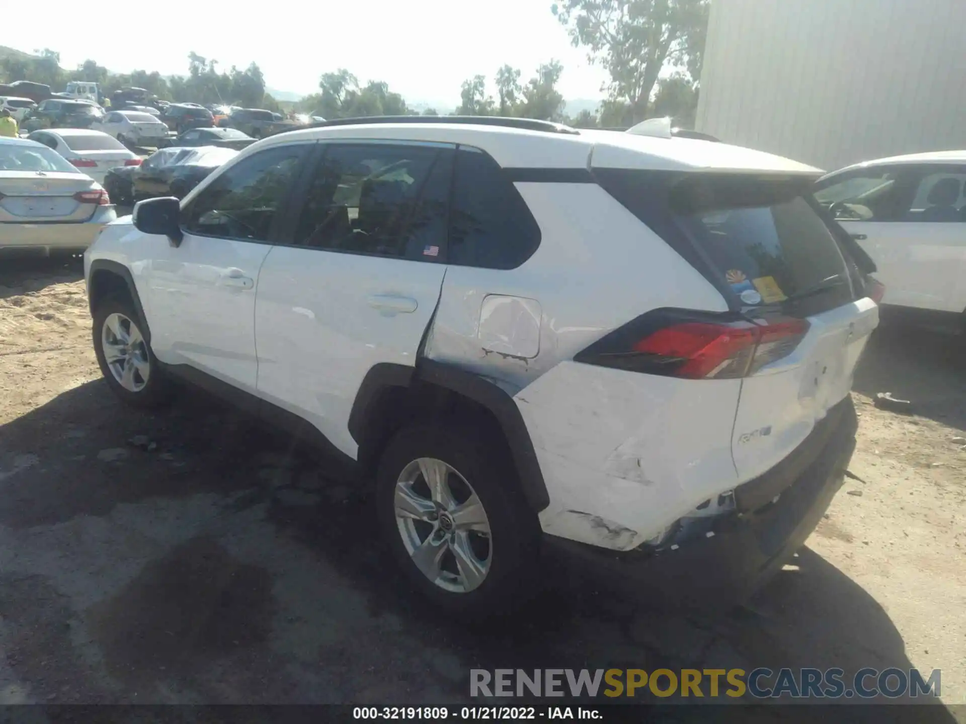 3 Photograph of a damaged car 2T3P1RFV4MC208789 TOYOTA RAV4 2021