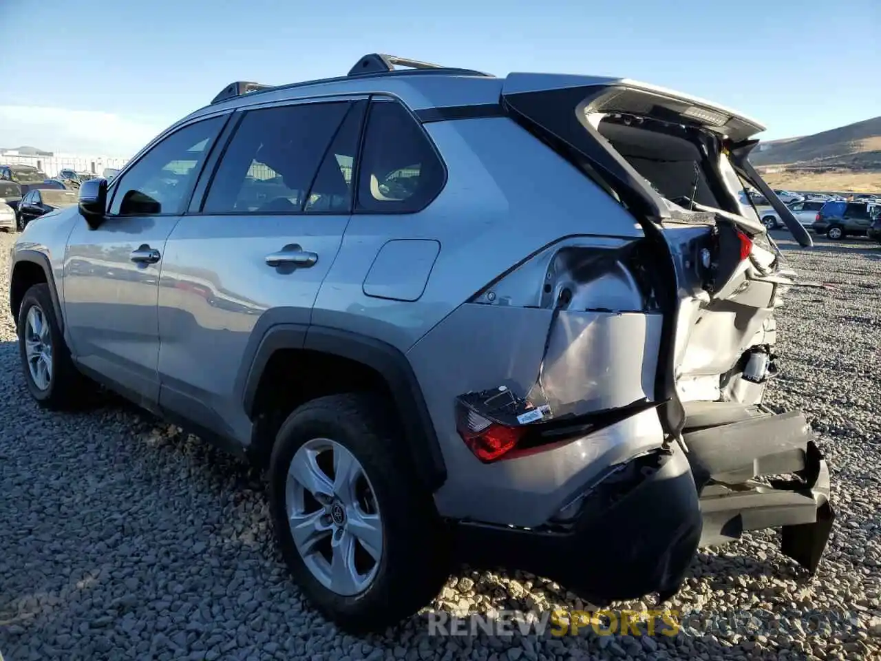 2 Photograph of a damaged car 2T3P1RFV4MC217718 TOYOTA RAV4 2021