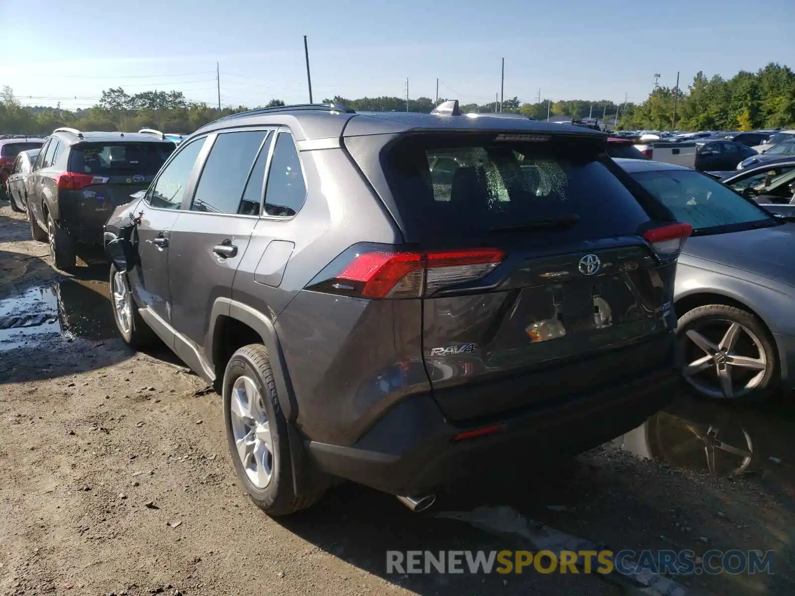 3 Photograph of a damaged car 2T3P1RFV4MC231442 TOYOTA RAV4 2021