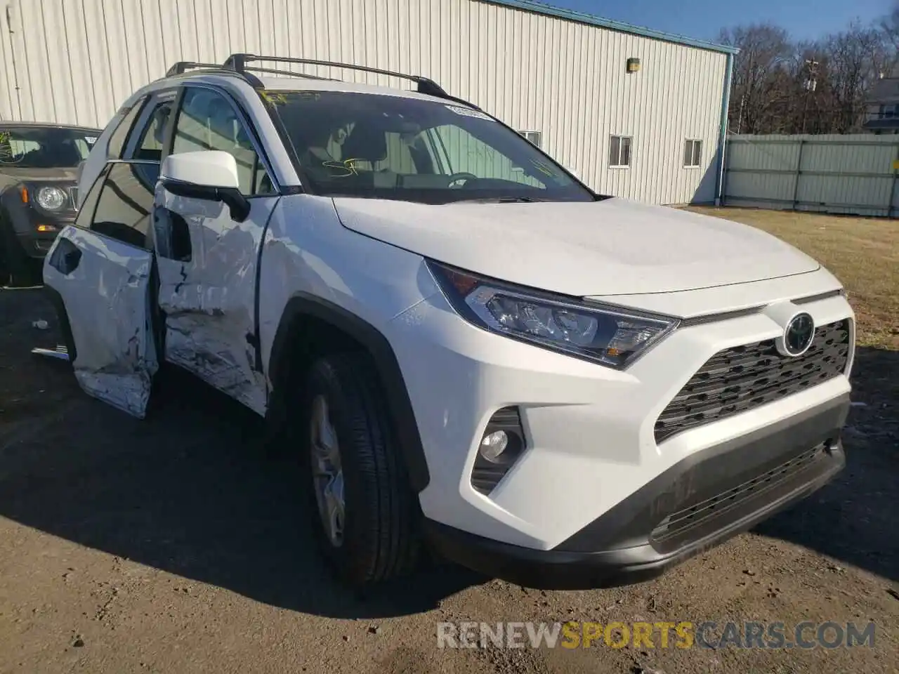 1 Photograph of a damaged car 2T3P1RFV4MC232428 TOYOTA RAV4 2021