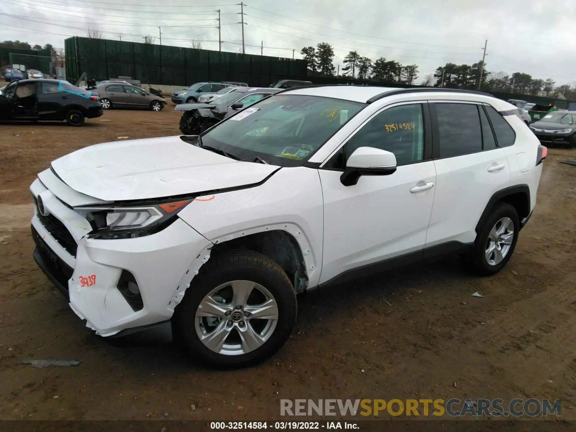 2 Photograph of a damaged car 2T3P1RFV4MC235586 TOYOTA RAV4 2021