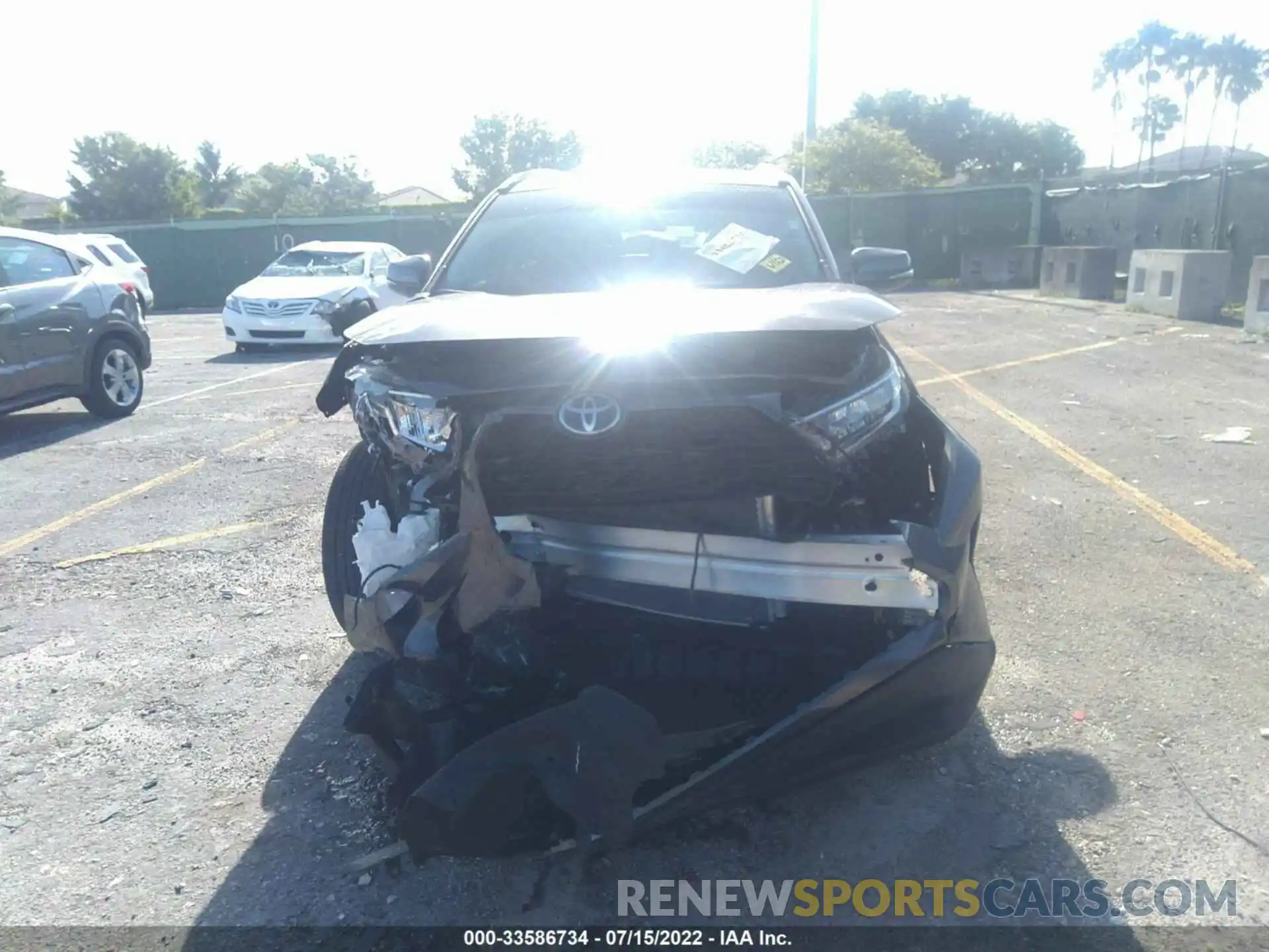 6 Photograph of a damaged car 2T3P1RFV4MC247673 TOYOTA RAV4 2021