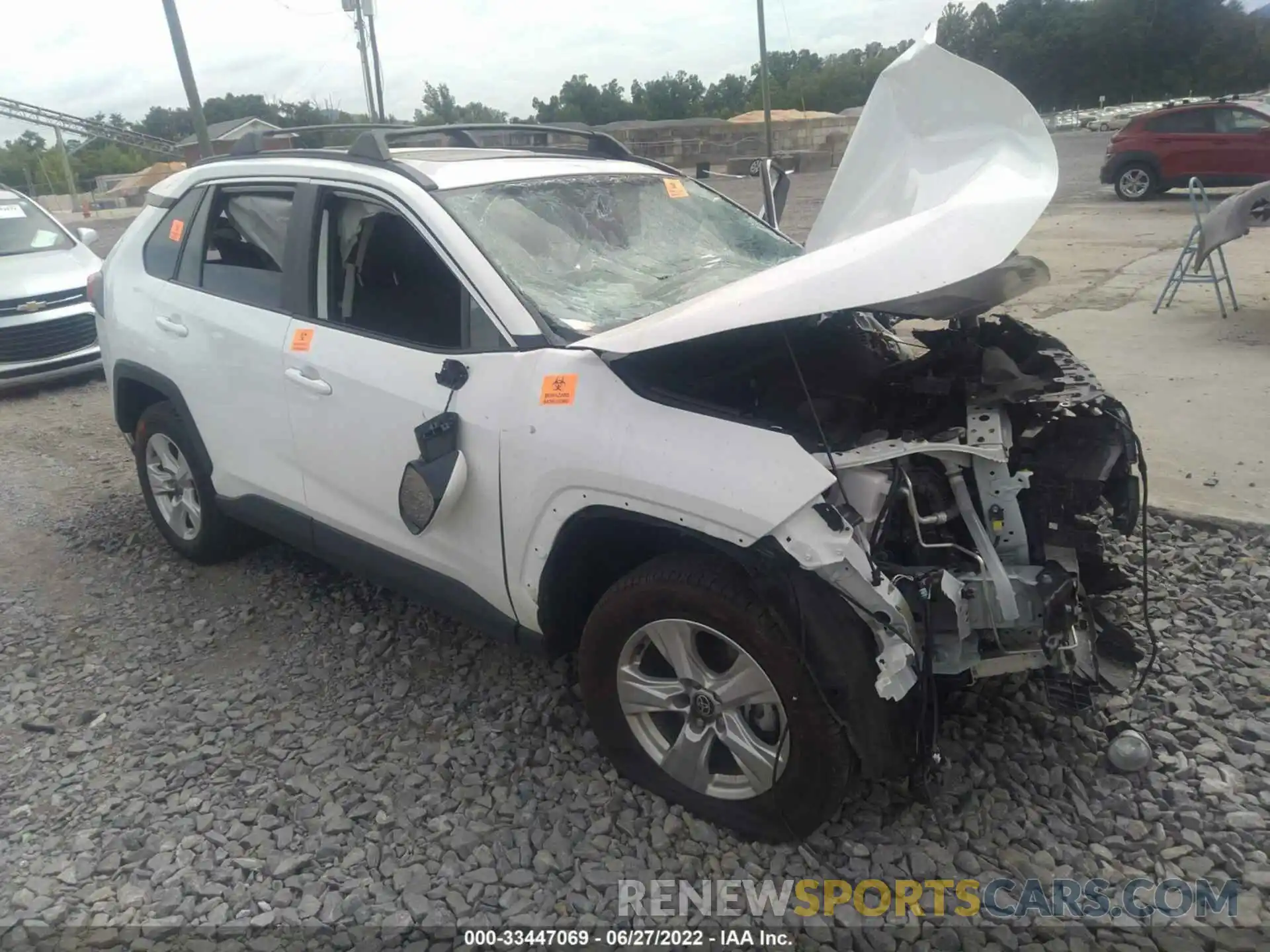 1 Photograph of a damaged car 2T3P1RFV4MC250301 TOYOTA RAV4 2021