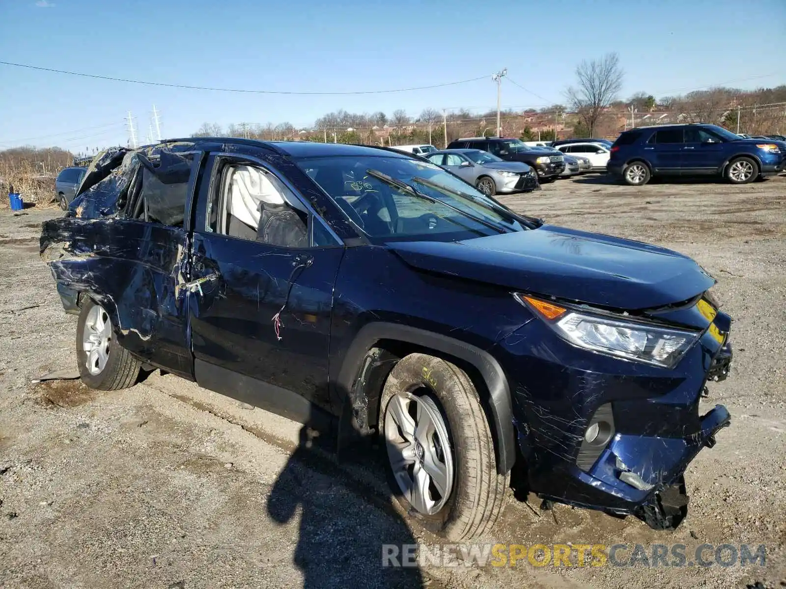 1 Photograph of a damaged car 2T3P1RFV4MW140220 TOYOTA RAV4 2021