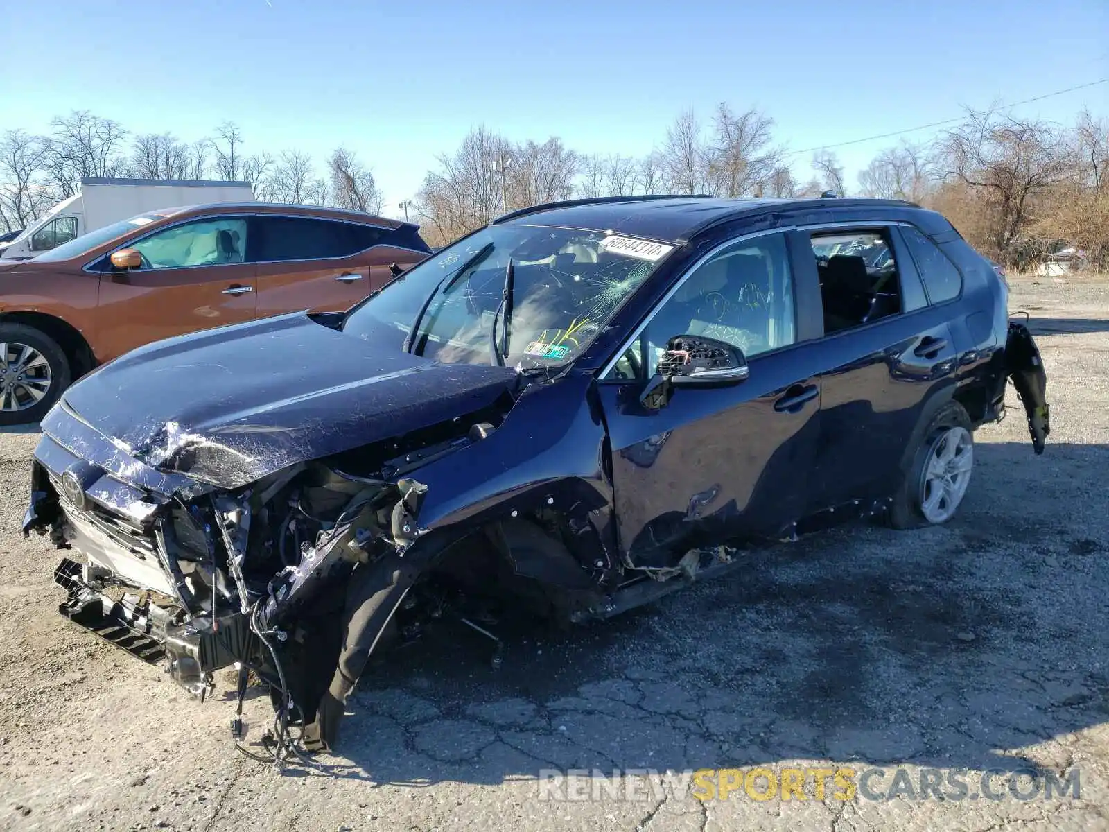 2 Photograph of a damaged car 2T3P1RFV4MW140220 TOYOTA RAV4 2021