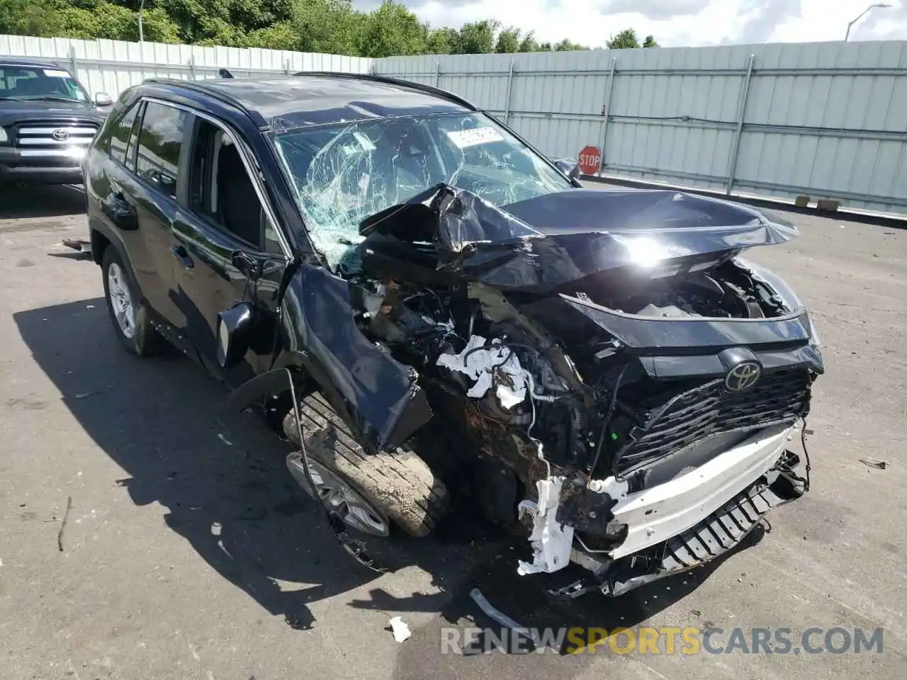 9 Photograph of a damaged car 2T3P1RFV4MW141674 TOYOTA RAV4 2021