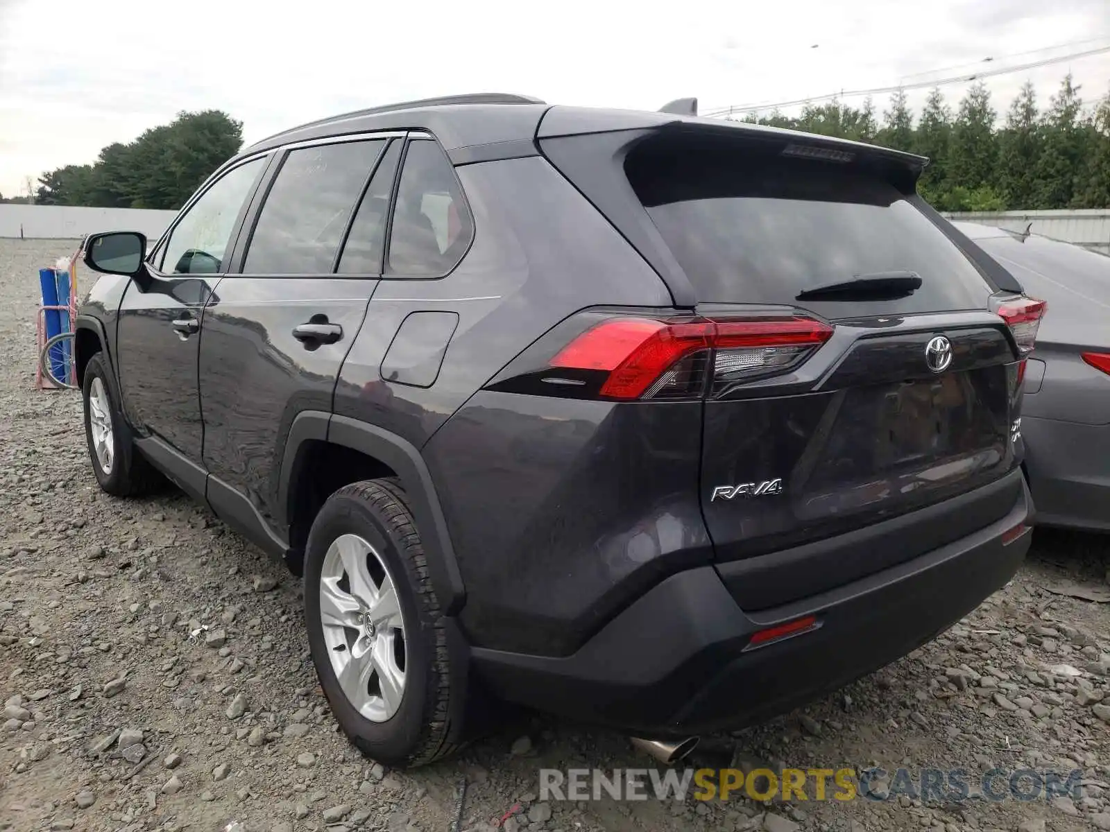 3 Photograph of a damaged car 2T3P1RFV4MW144204 TOYOTA RAV4 2021