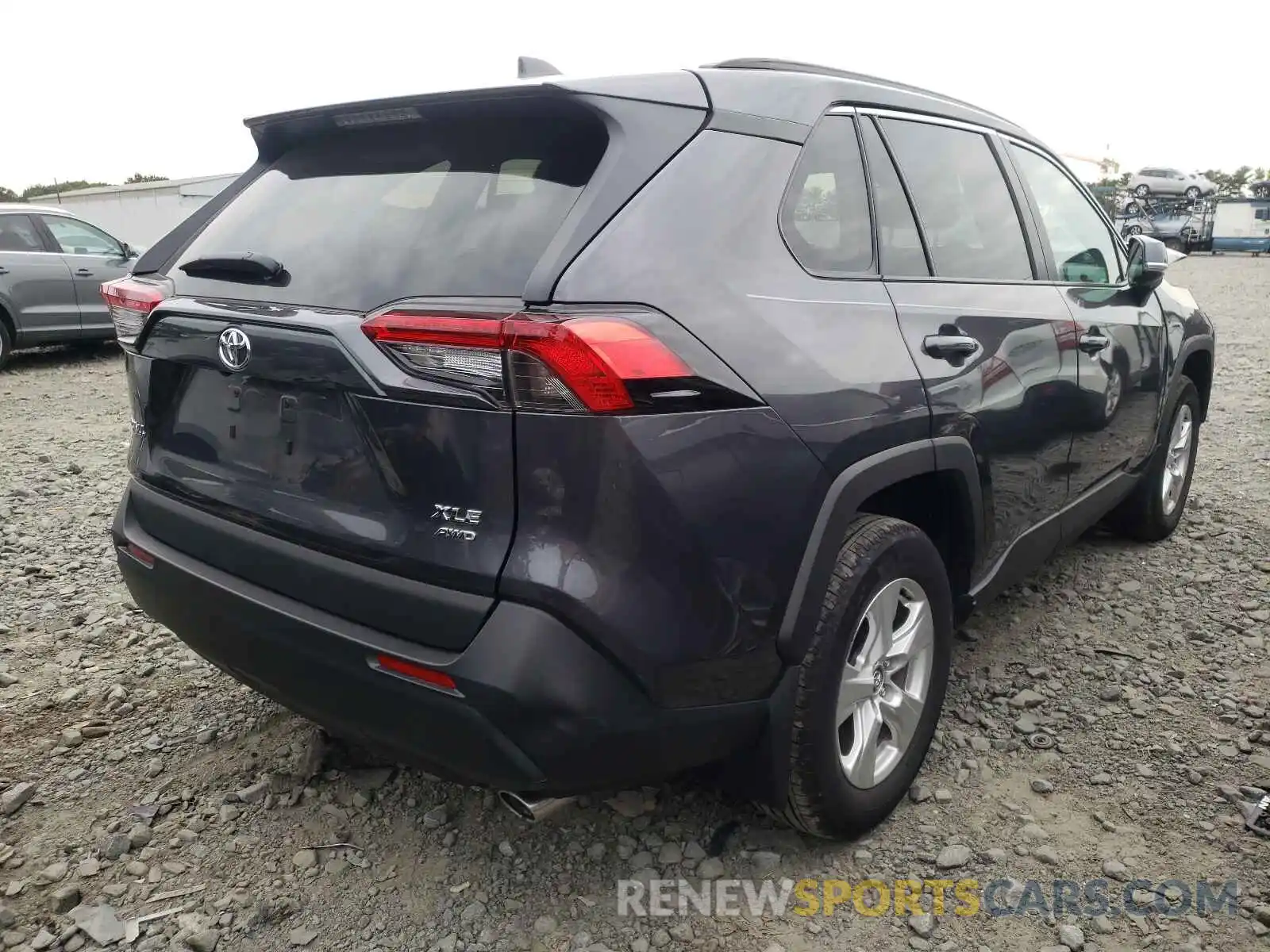 4 Photograph of a damaged car 2T3P1RFV4MW144204 TOYOTA RAV4 2021