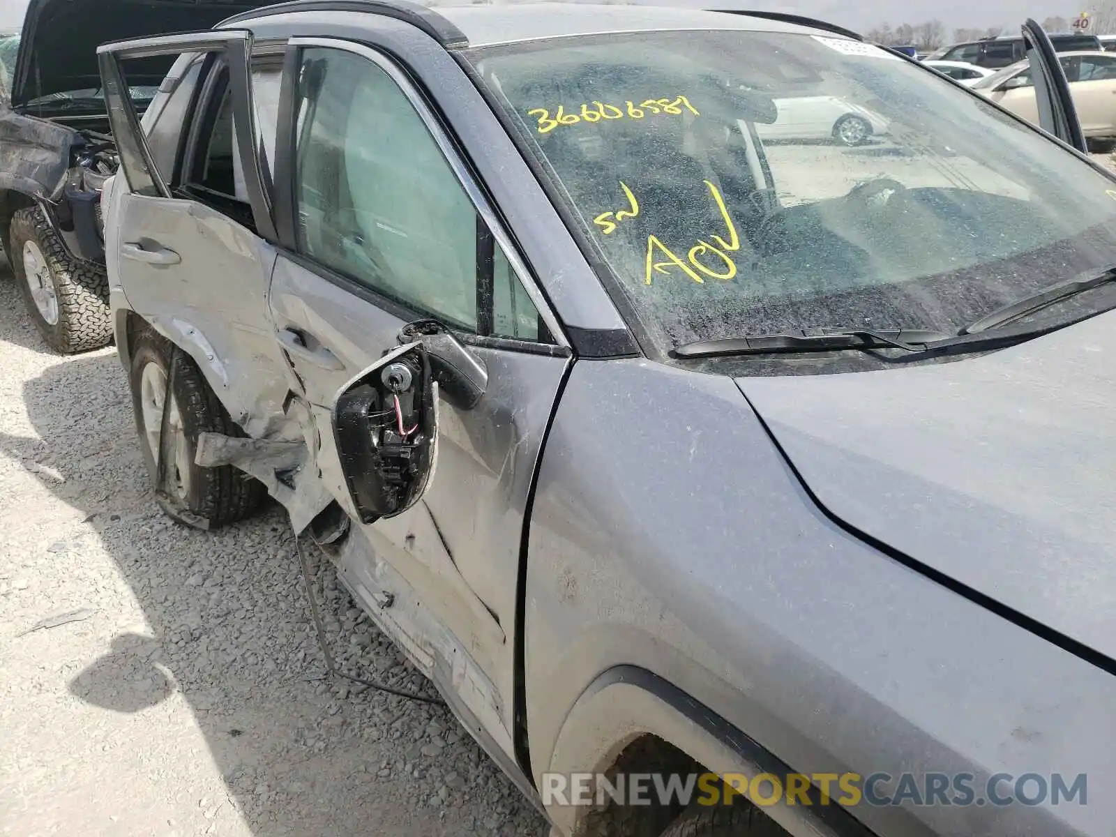 9 Photograph of a damaged car 2T3P1RFV4MW145367 TOYOTA RAV4 2021