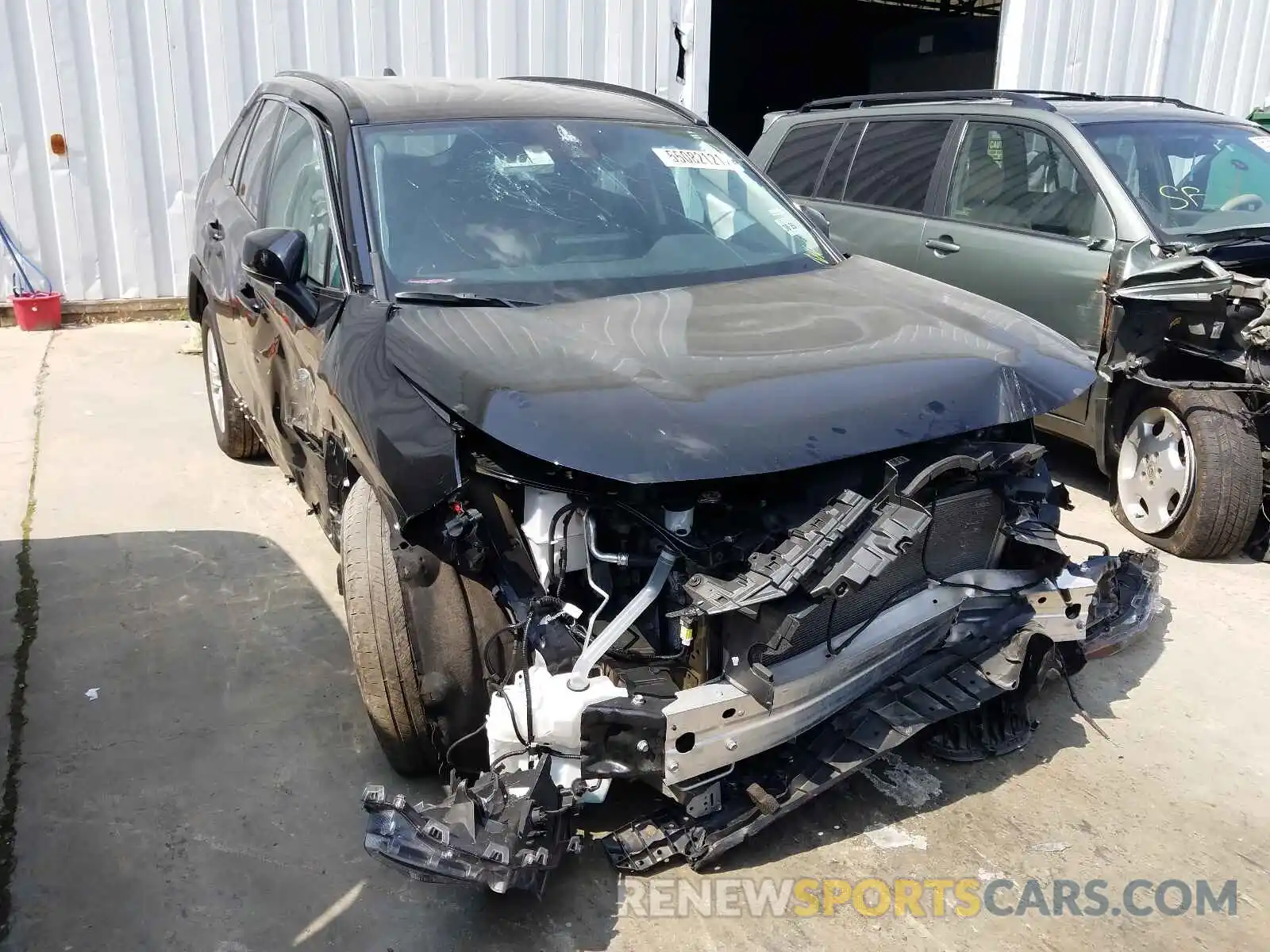 1 Photograph of a damaged car 2T3P1RFV4MW149662 TOYOTA RAV4 2021