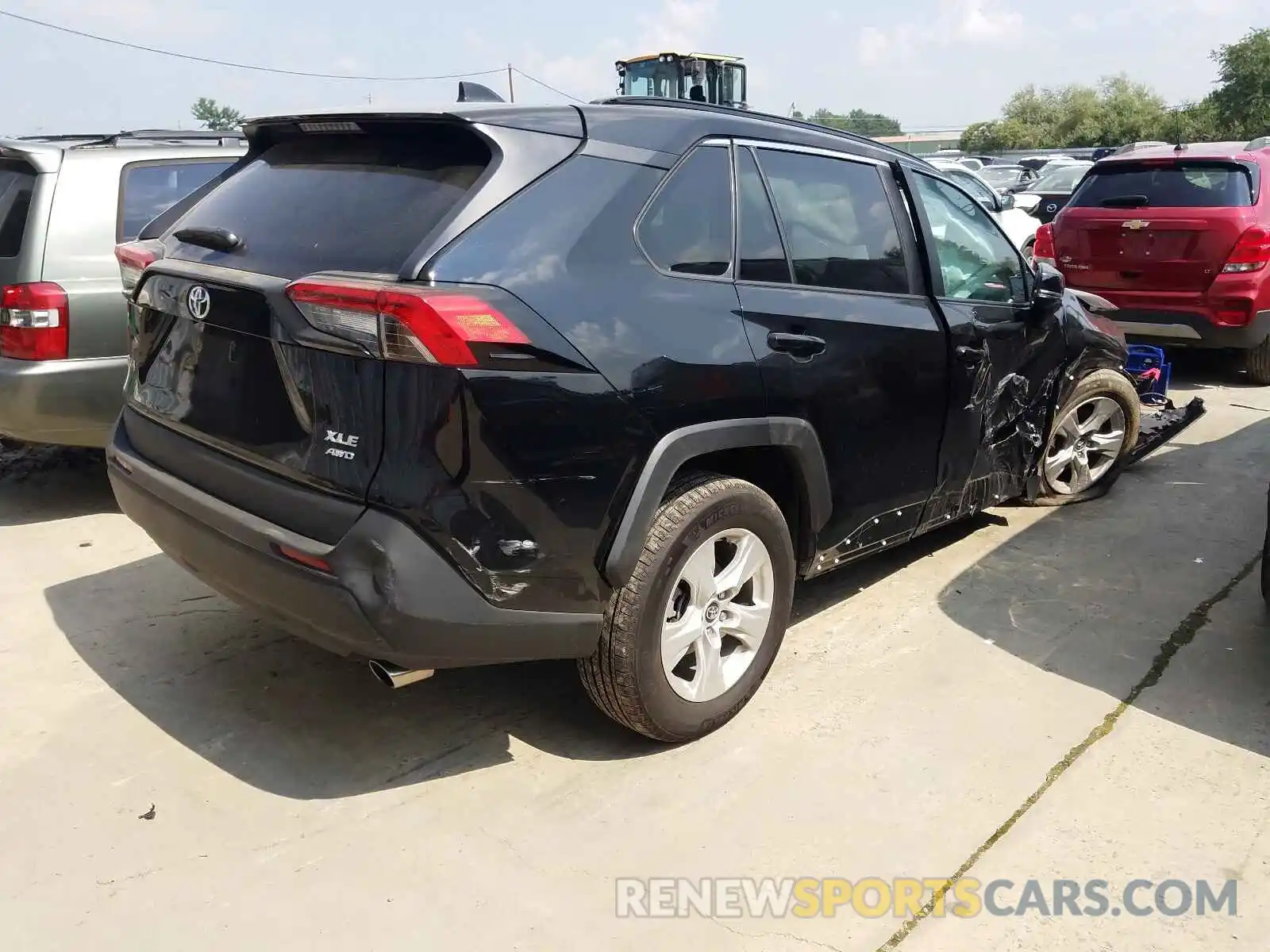 4 Photograph of a damaged car 2T3P1RFV4MW149662 TOYOTA RAV4 2021