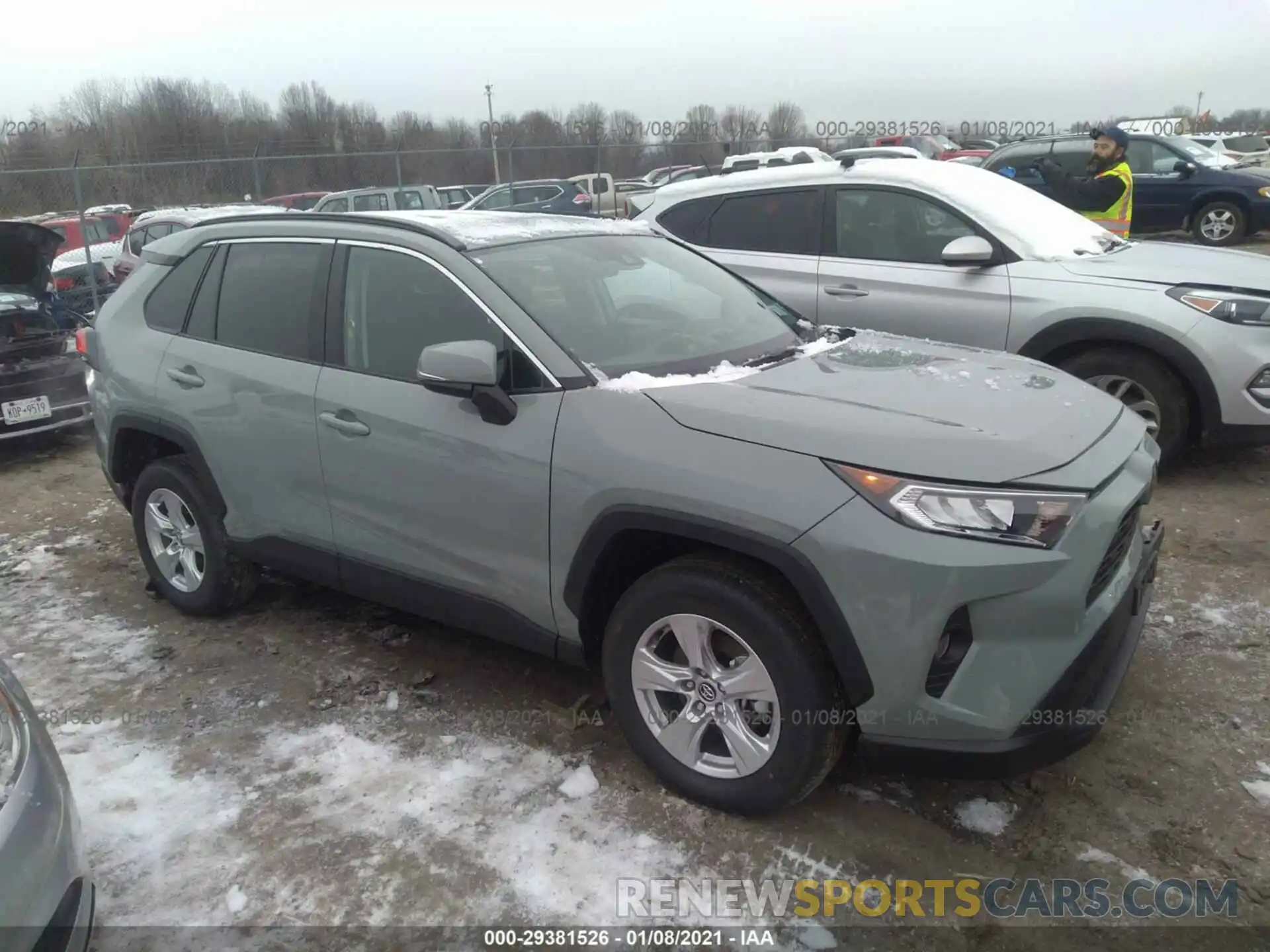 1 Photograph of a damaged car 2T3P1RFV4MW157776 TOYOTA RAV4 2021