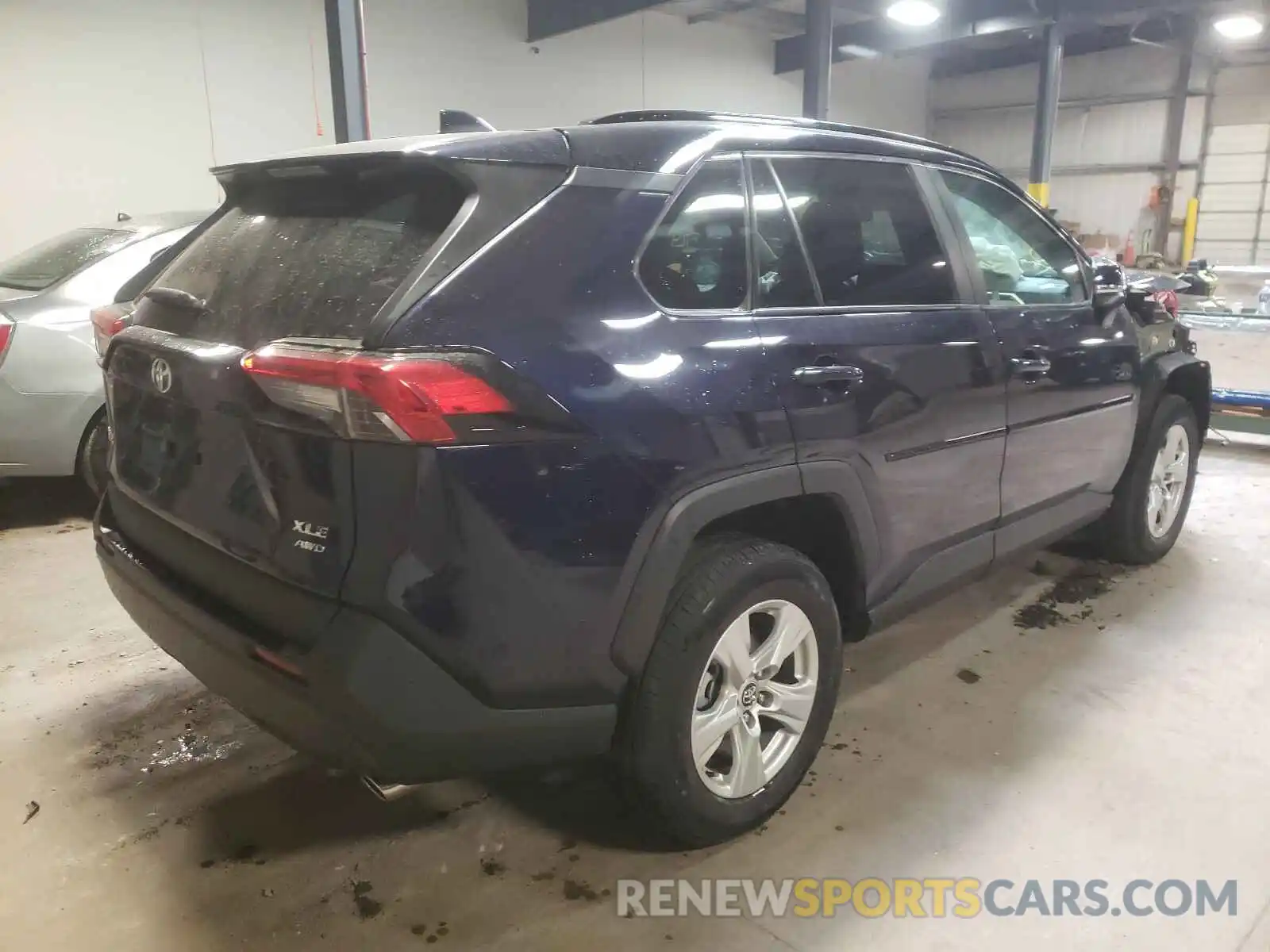 4 Photograph of a damaged car 2T3P1RFV4MW181169 TOYOTA RAV4 2021