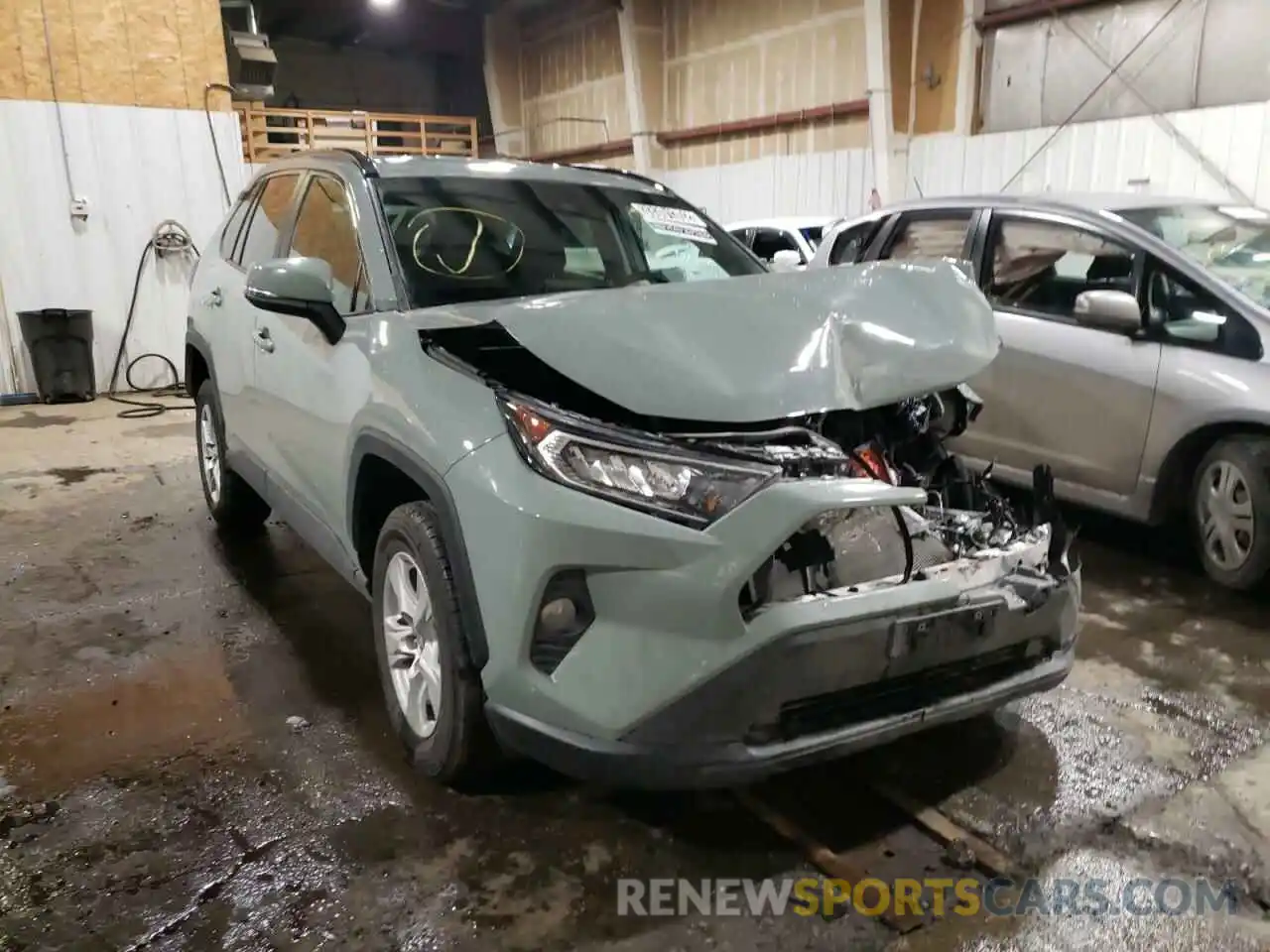 1 Photograph of a damaged car 2T3P1RFV4MW197730 TOYOTA RAV4 2021