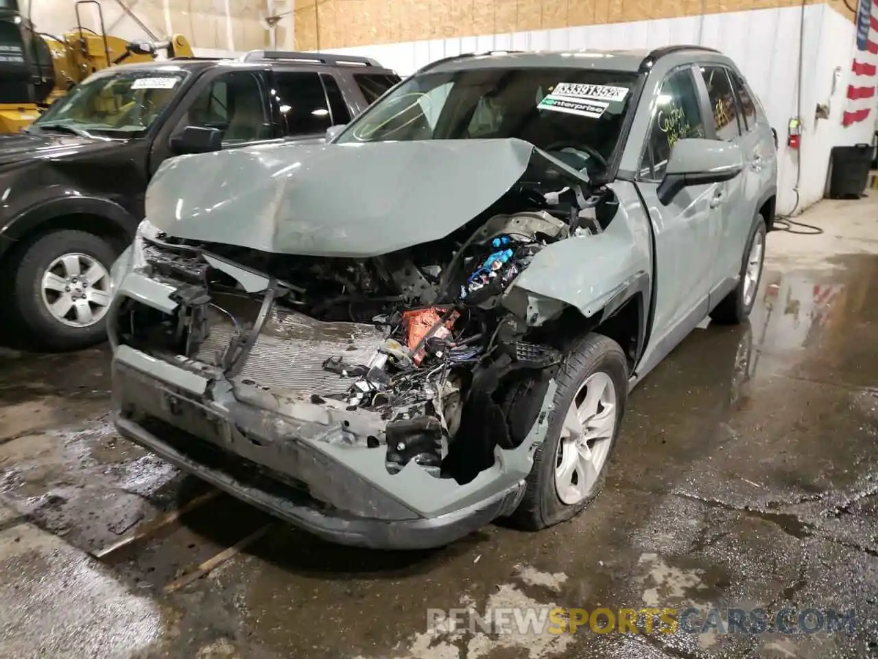 2 Photograph of a damaged car 2T3P1RFV4MW197730 TOYOTA RAV4 2021