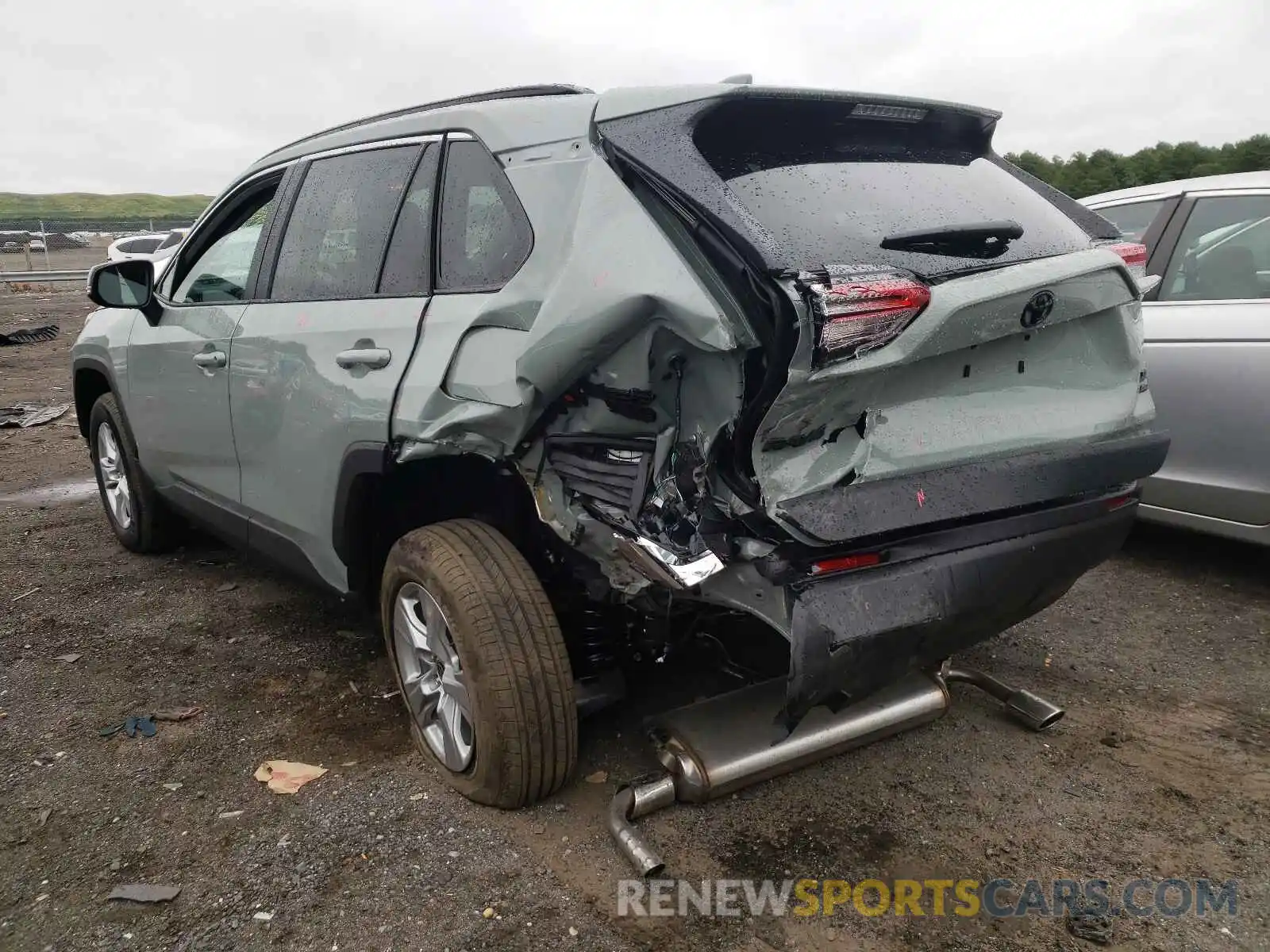 3 Photograph of a damaged car 2T3P1RFV4MW215370 TOYOTA RAV4 2021