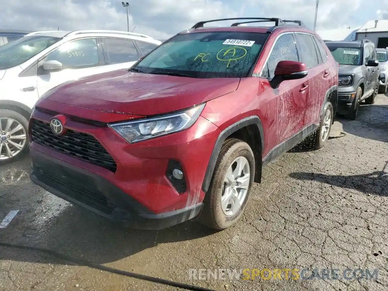 2 Photograph of a damaged car 2T3P1RFV4MW221511 TOYOTA RAV4 2021