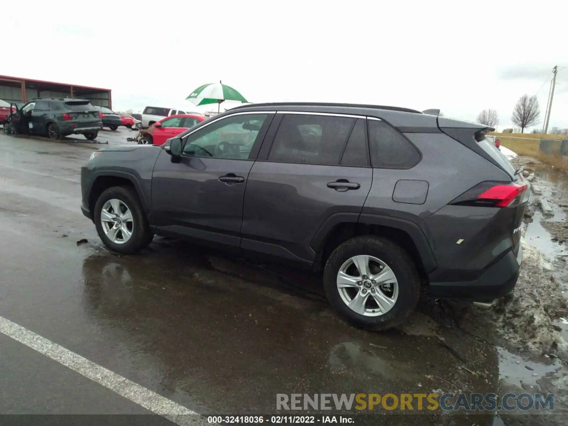 3 Photograph of a damaged car 2T3P1RFV4MW230497 TOYOTA RAV4 2021