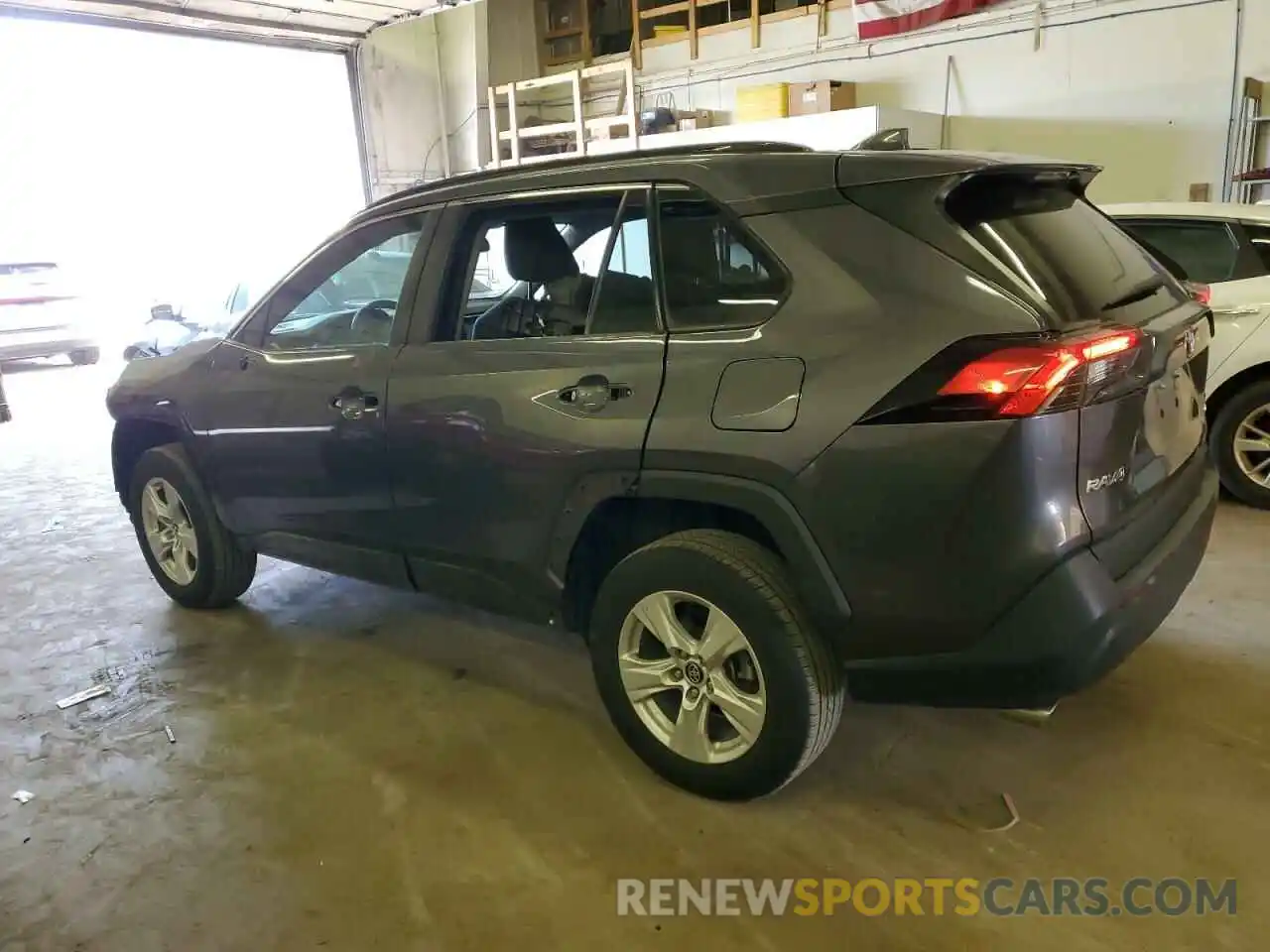 2 Photograph of a damaged car 2T3P1RFV5MC141927 TOYOTA RAV4 2021